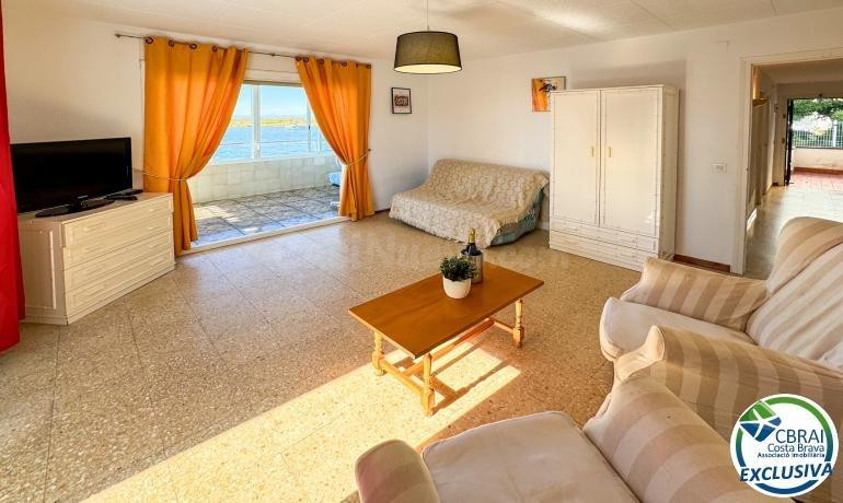 Apartamento en Santa Margarida a 50m del mar - foto 2