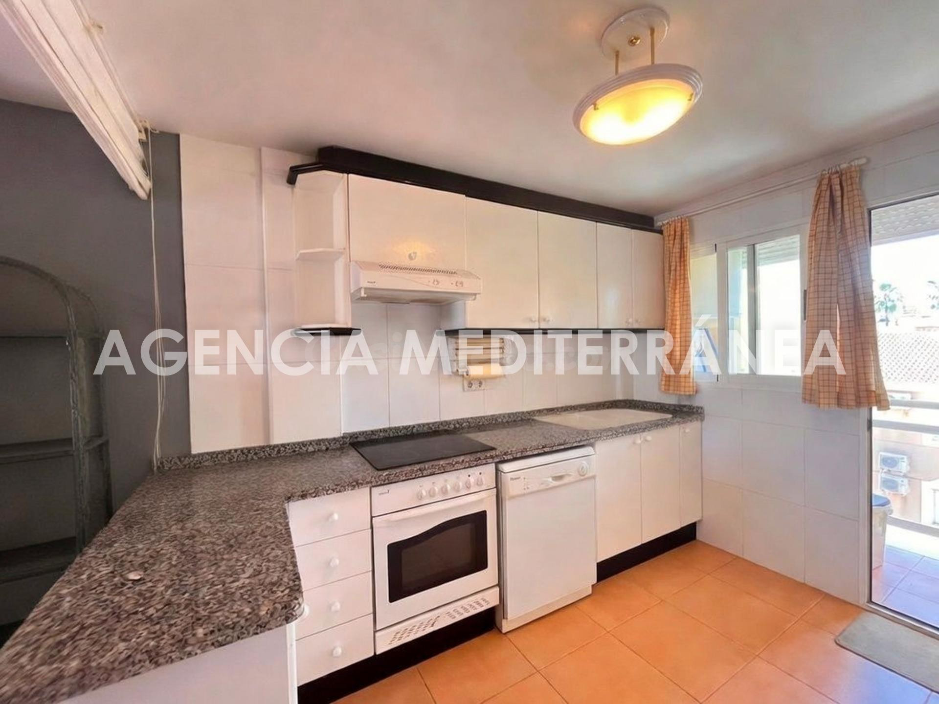 Ático dúplex de 2 dormitorios con amplias terrazas y vistas  - foto 5