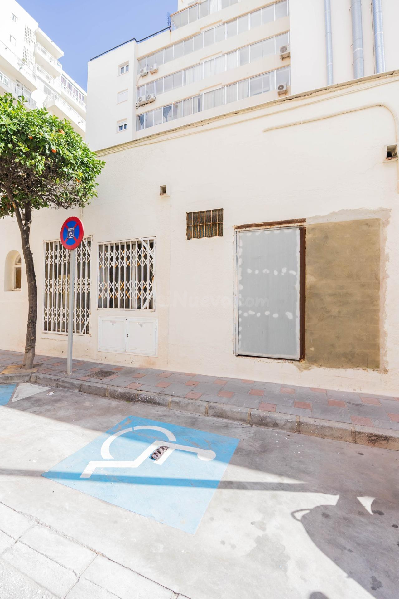Local Comercial en venta a 50m del Paseo Marítimo de Fuengir - foto 5