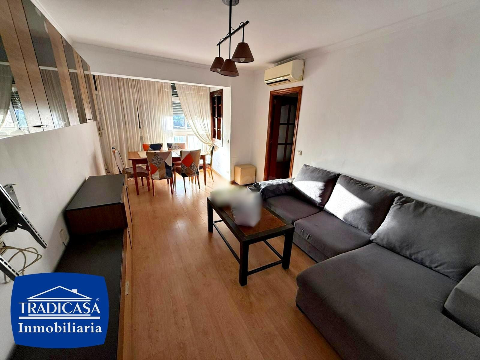 ✨ AMPLIO PISO DE 4 DORMITORIOS CON ASCENSOR – ZONA ALVAR NÚÑEZ- PRÓXIMO A JUZGADOS Y HACIENDA ✨