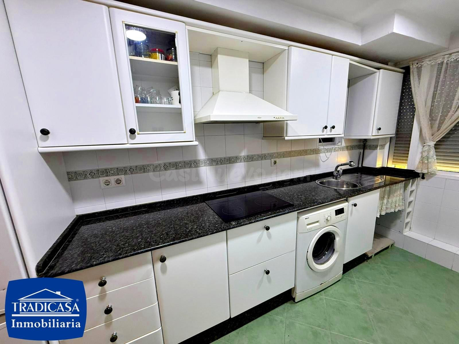 ✨ AMPLIO PISO DE 4 DORMITORIOS CON ASCENSOR – ZONA ALVAR NÚÑEZ- PRÓXIMO A JUZGADOS Y HACIENDA ✨ - foto 2