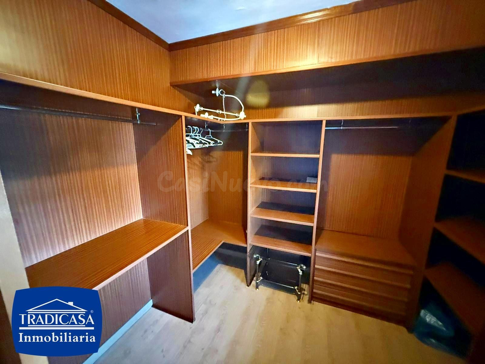 ✨ AMPLIO PISO DE 4 DORMITORIOS CON ASCENSOR – ZONA ALVAR NÚÑEZ- PRÓXIMO A JUZGADOS Y HACIENDA ✨ - foto 5