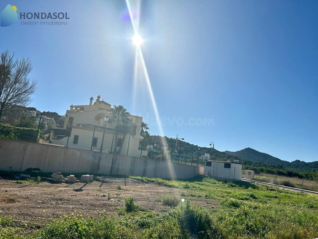 SE VENDE PARCELA PARA DOS VIVIENDAS LA MANGA CLUB