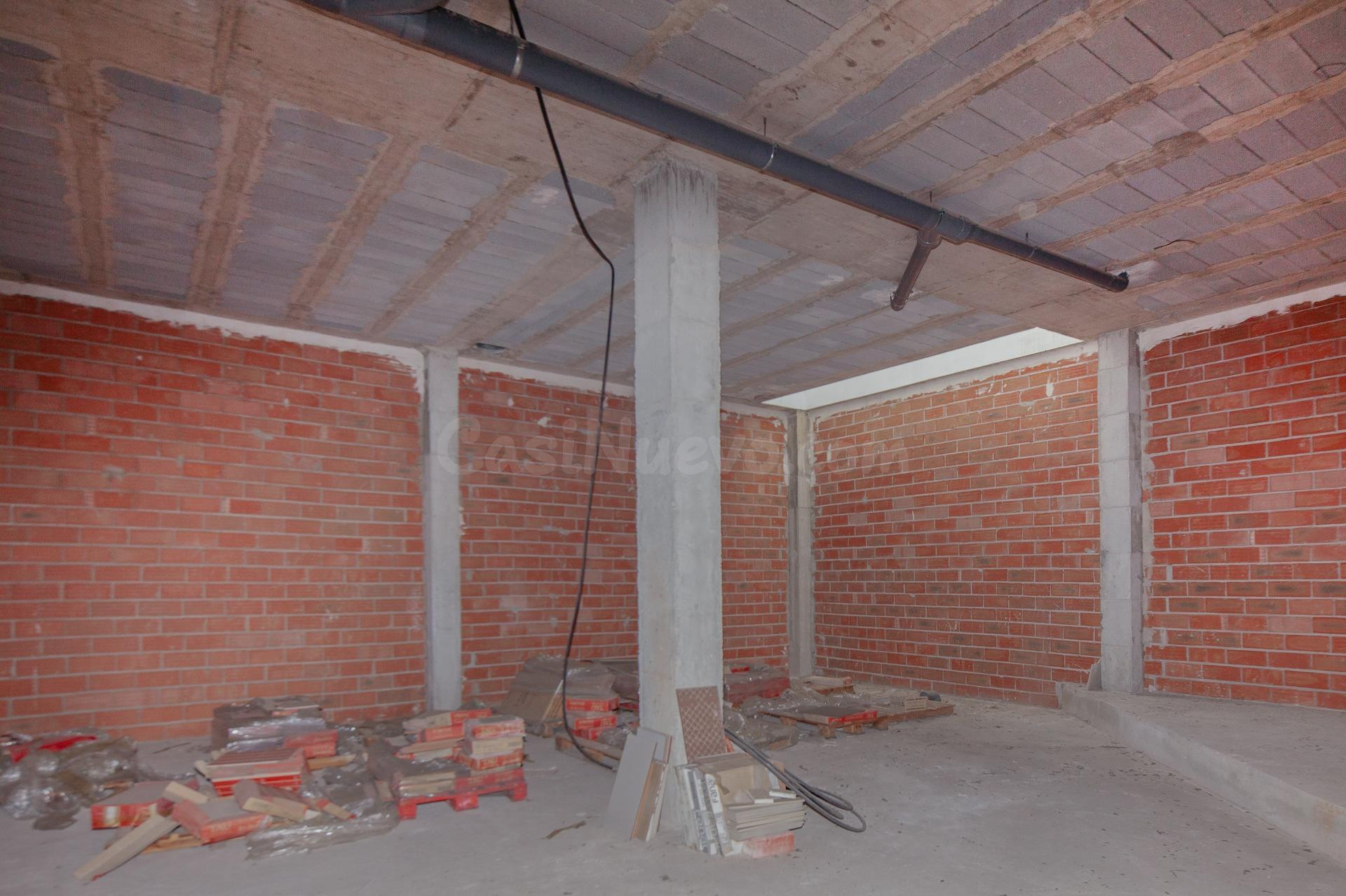 Local comercial de 251 m2 en Benipeixcar, Gandía — SIN COMIS - foto 4