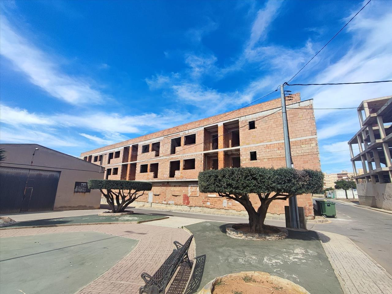 SIN COMISION AGENCIA!! En venta edificio de viviendas plurif