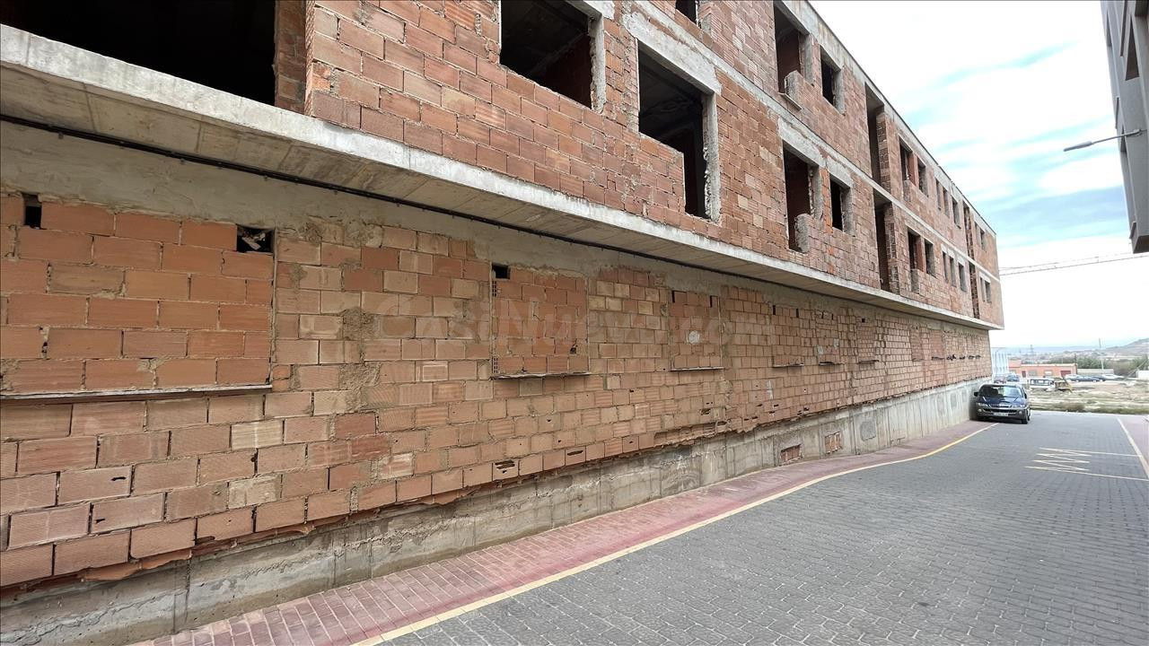 SIN COMISION AGENCIA!! En venta edificio de viviendas plurif - foto 3