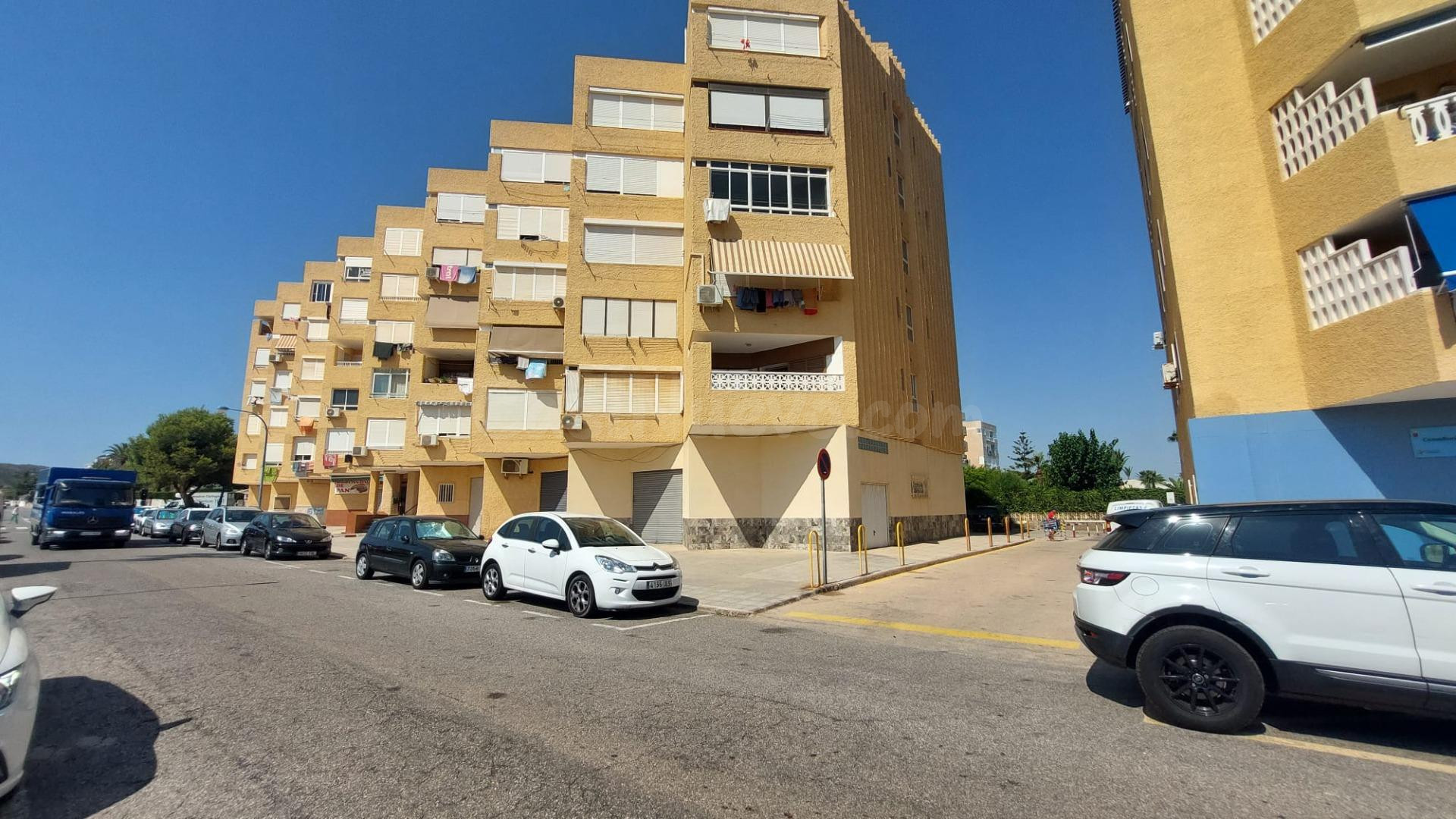 SIN COMISIÓN AGENCIA!! SE VENDE APARTAMENTO DE 1 DORMT 1 BAÑ