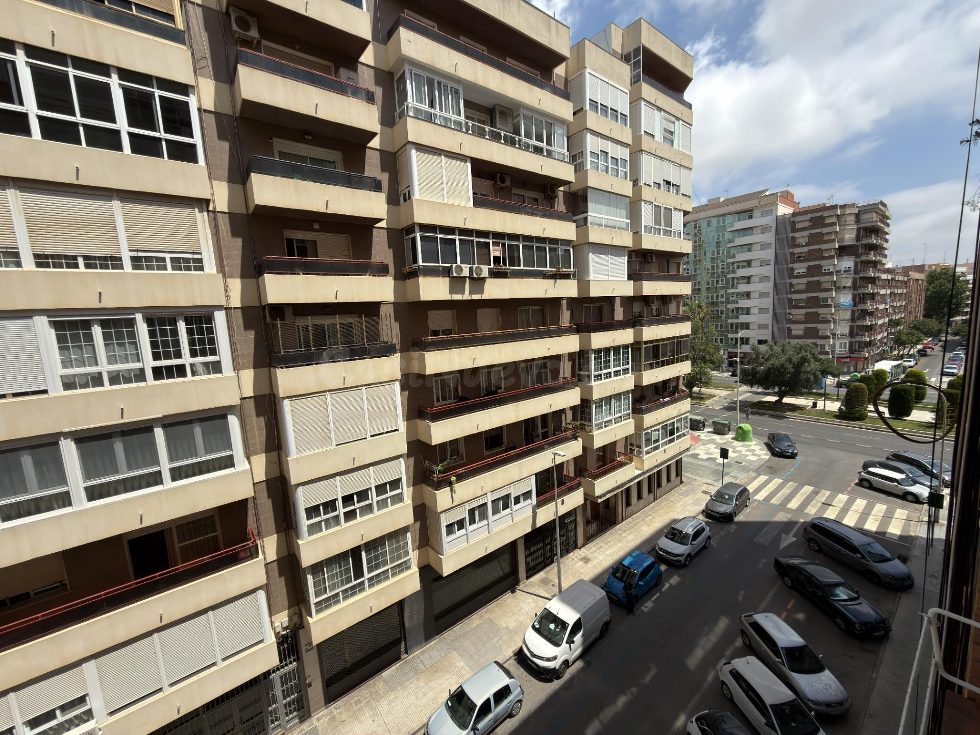 Se vende cuarto piso junto a la Alameda y Plaza de España en Cartagena.