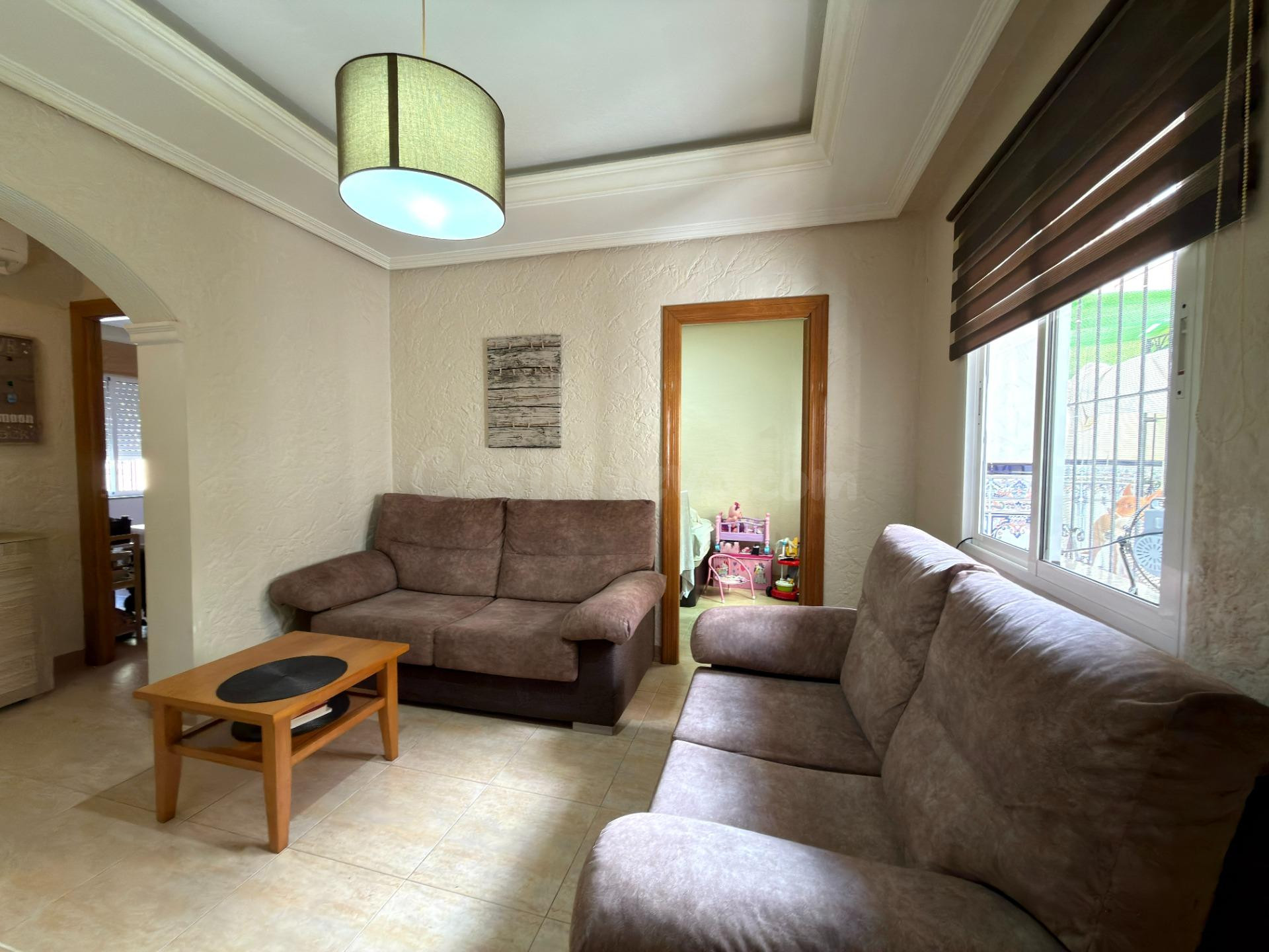 Se vende piso en planta baja en la zona de Los Barreros en Cartagena.