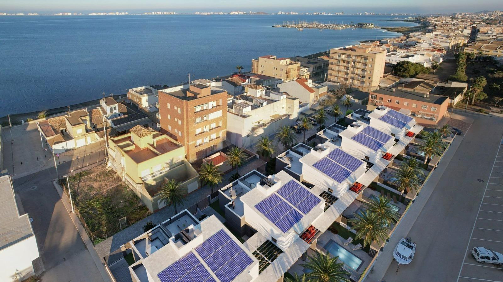 Ven a estrenar este precioso dúplex con piscina en Los Nietos (Cartagena)