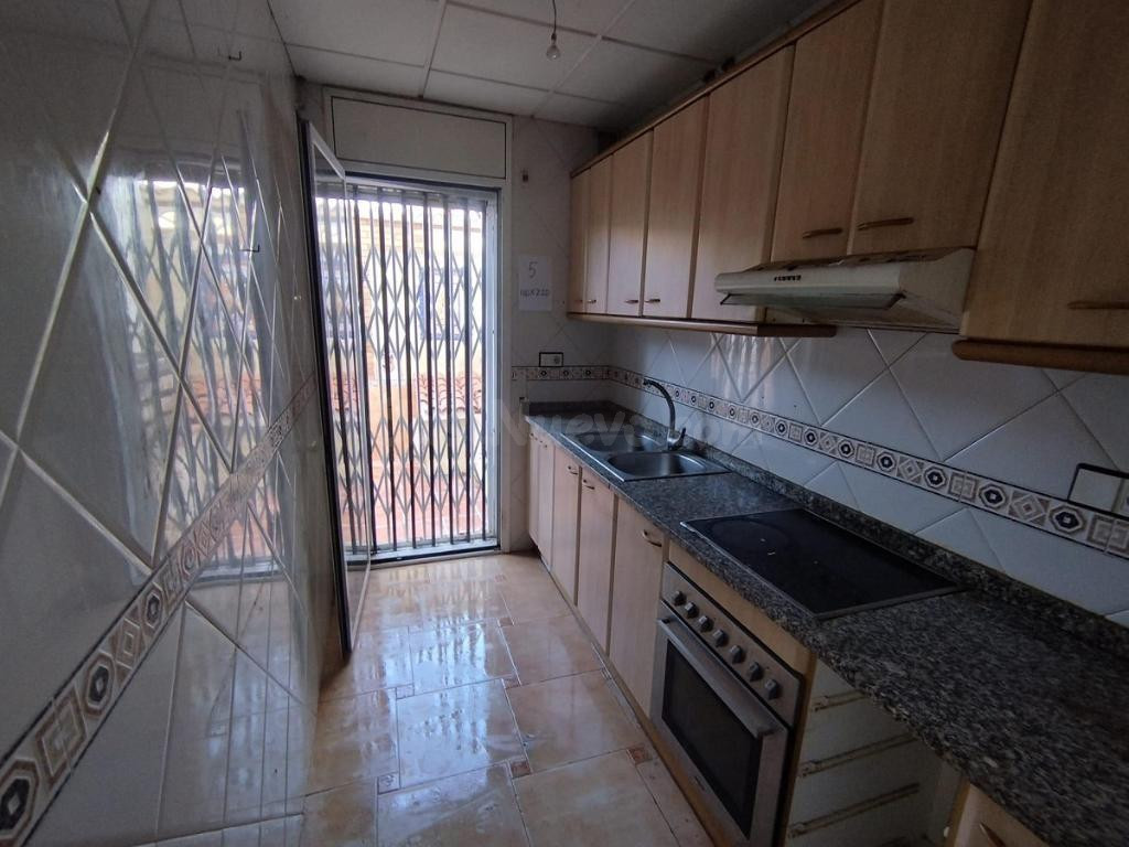 PISO DE 90 m2 CON BALCÓN Y PATIO EN LES ROQUETES – SANT PERE DE RIBES