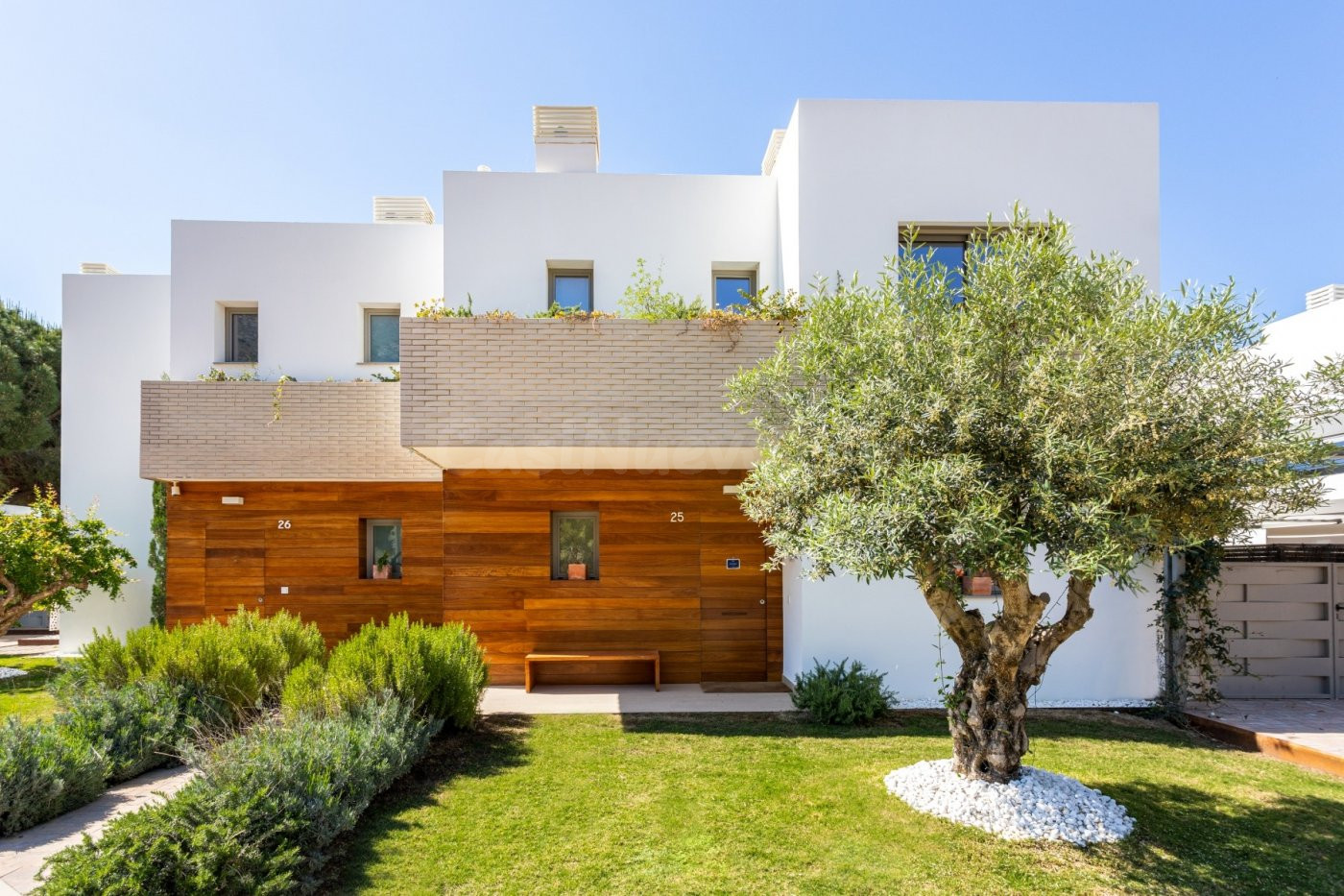 GARDEN HOMES - VILLAS ADOSADAS EN EL HIGUERÓN - EXCLUSIVIDAD