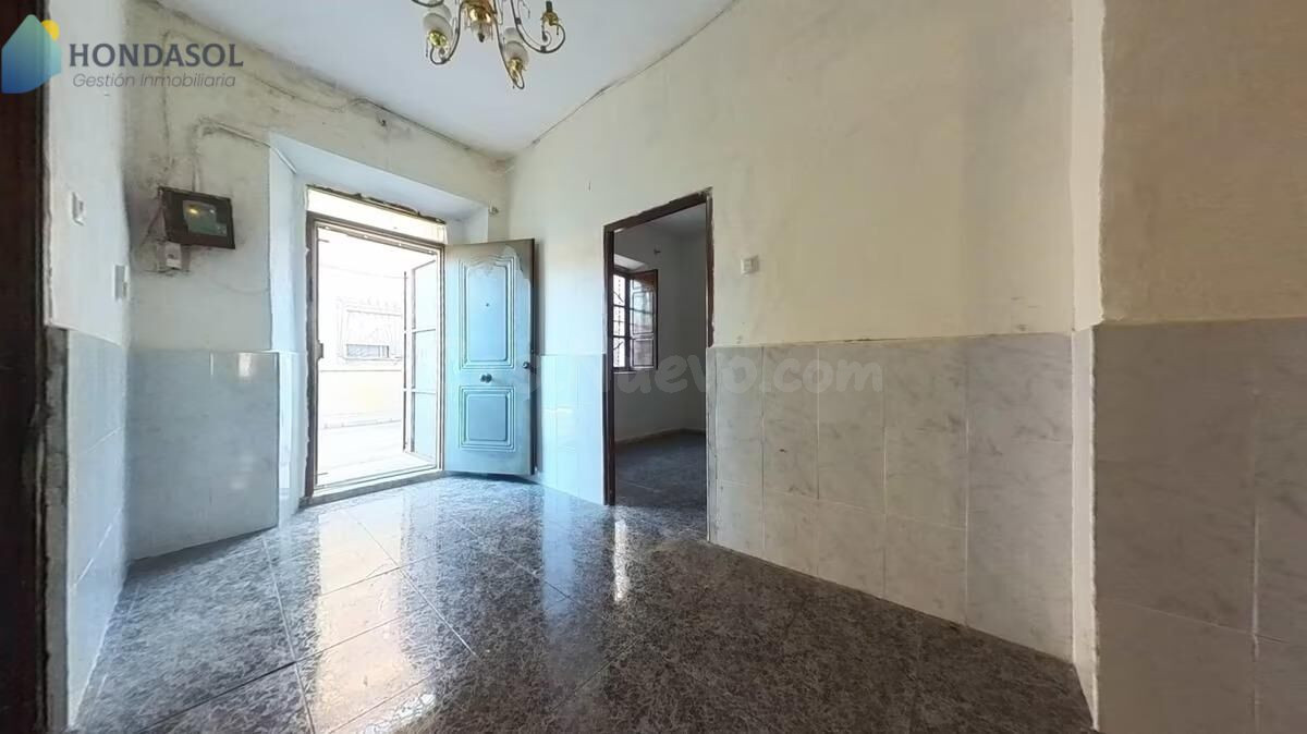 SIN COMISION AGENCIA! Se vende casa en planta baja en Calle Escuelas - Alumbres - foto 5