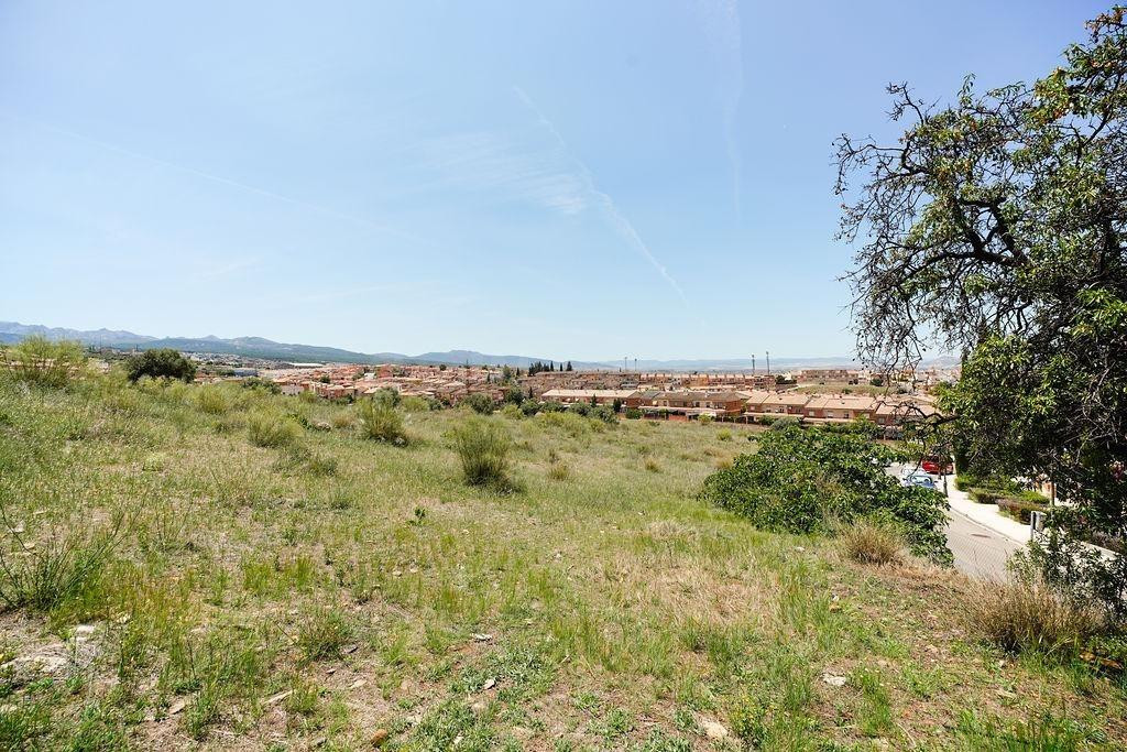 OPORTUNIDAD DE INVERSIÓN EN HUETOR VEGA!!