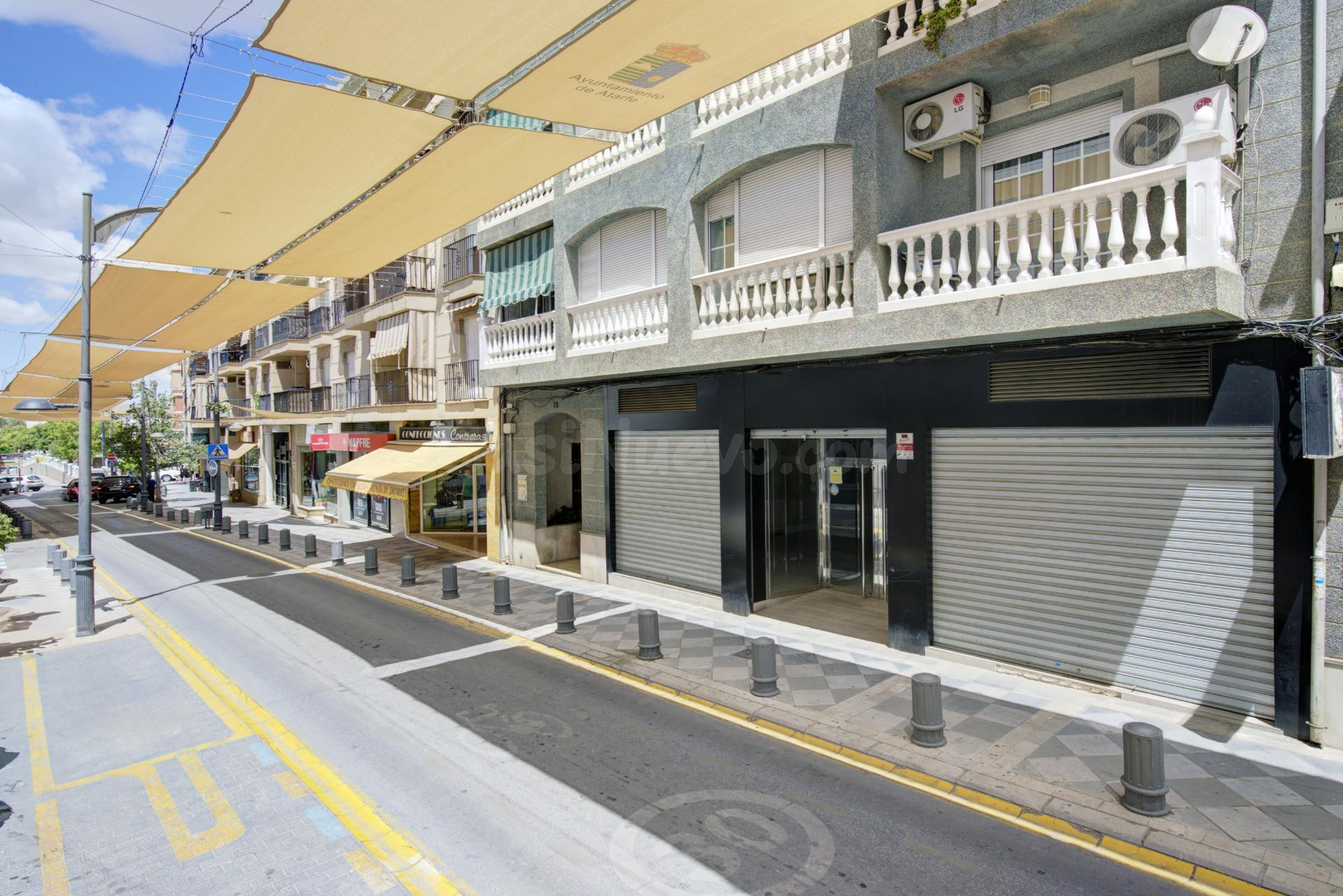 LOCAL COMERCIAL EN PLENA AVENIDA DE ANDALUCÍA