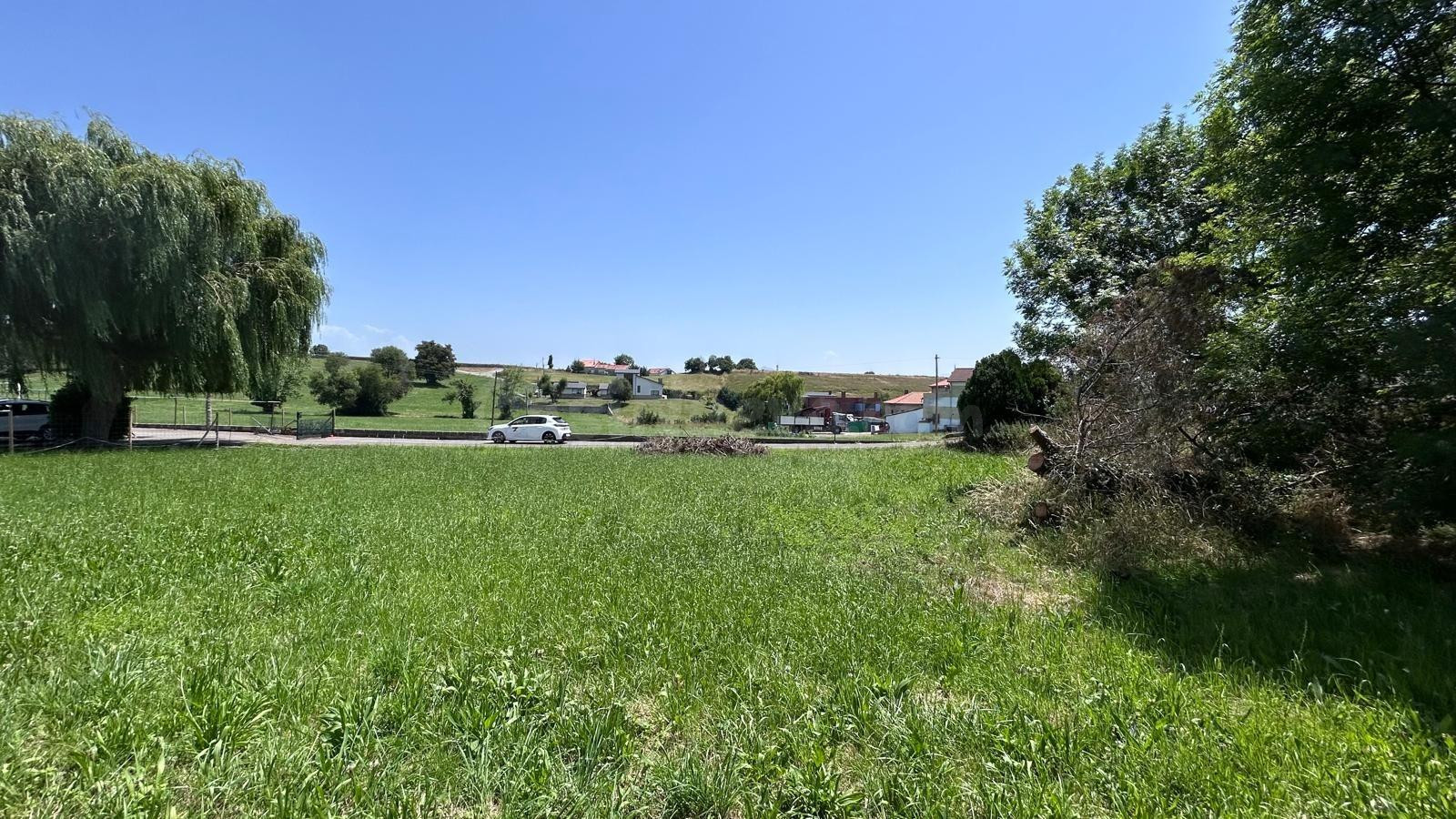 FINCA URBANA EN HINOJEDO