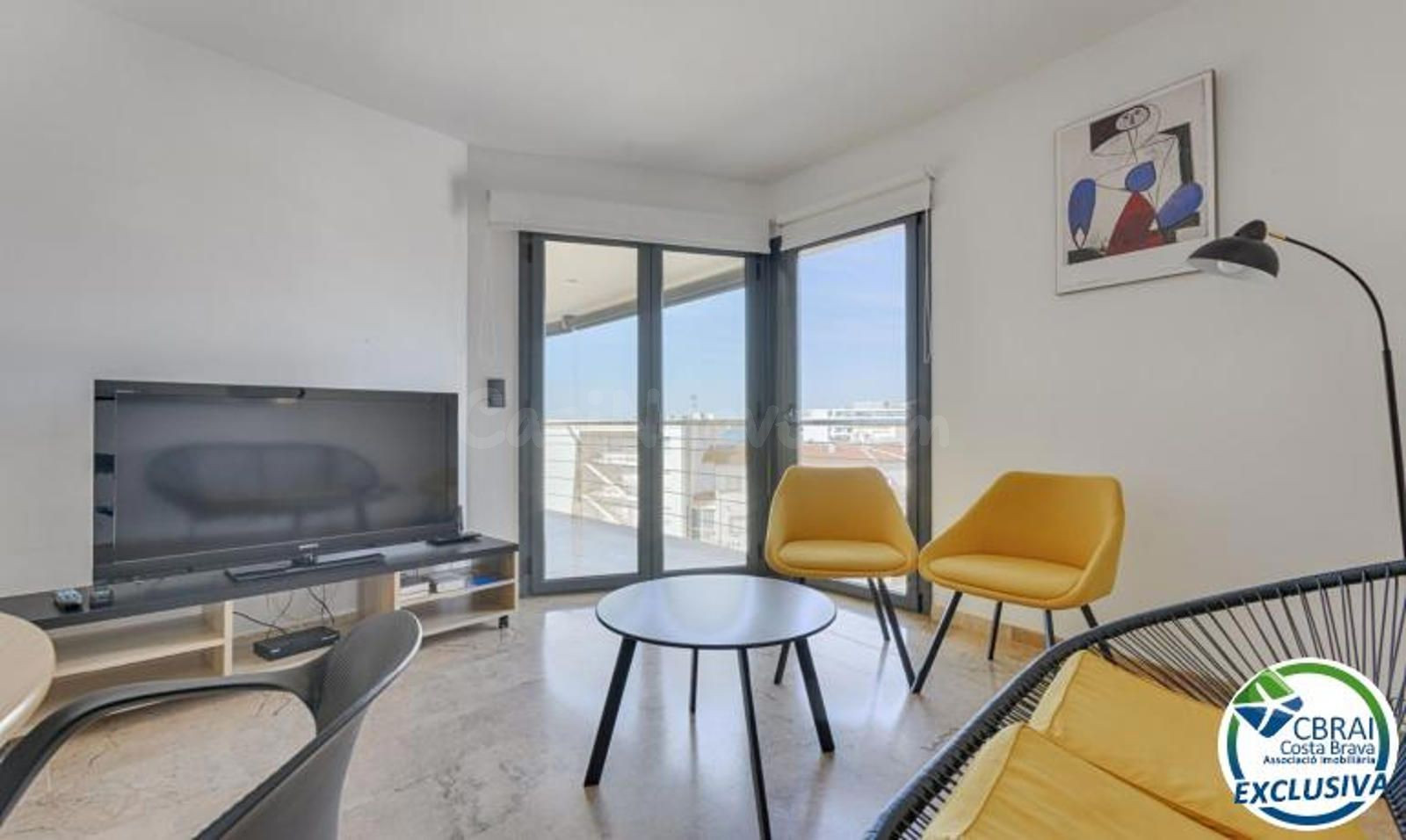 Ático en 1º línea con solárium, preciosas vistas y licencia  - foto 5