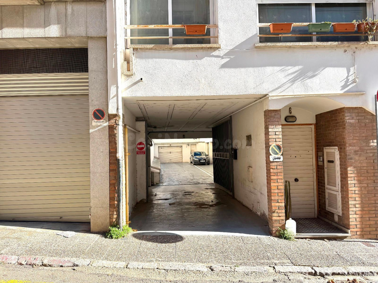 PARKING EN VENTA EN ISABEL LA CATLOICA Nº 2