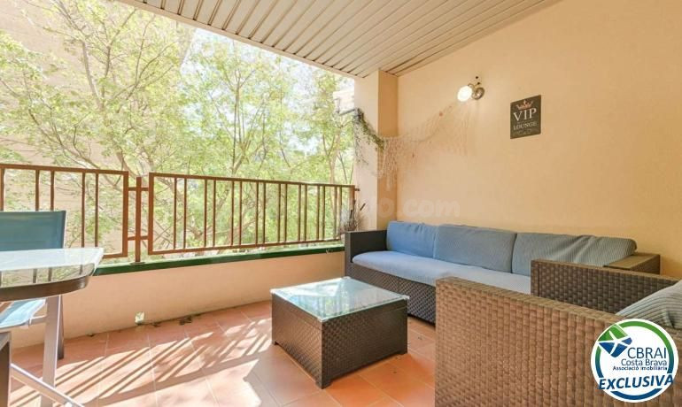 Encantador apartamento en el centro de Roses a 200m de la playa