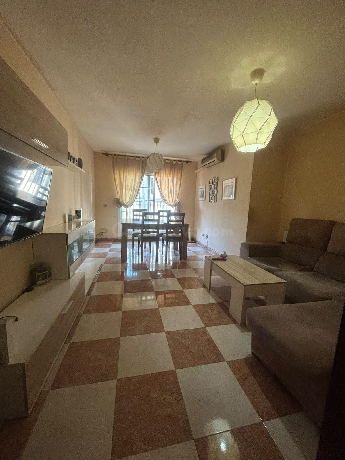 PISO EN VENTA EN RONDA DE MULEROS – JEREZ DE LA FRONTERA