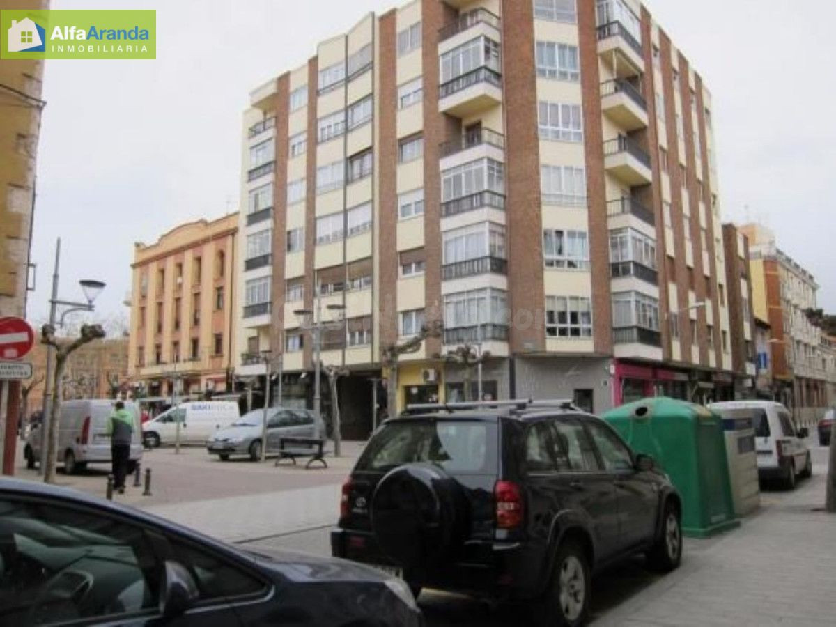 Local comercial 213m² en alquiler - Centro