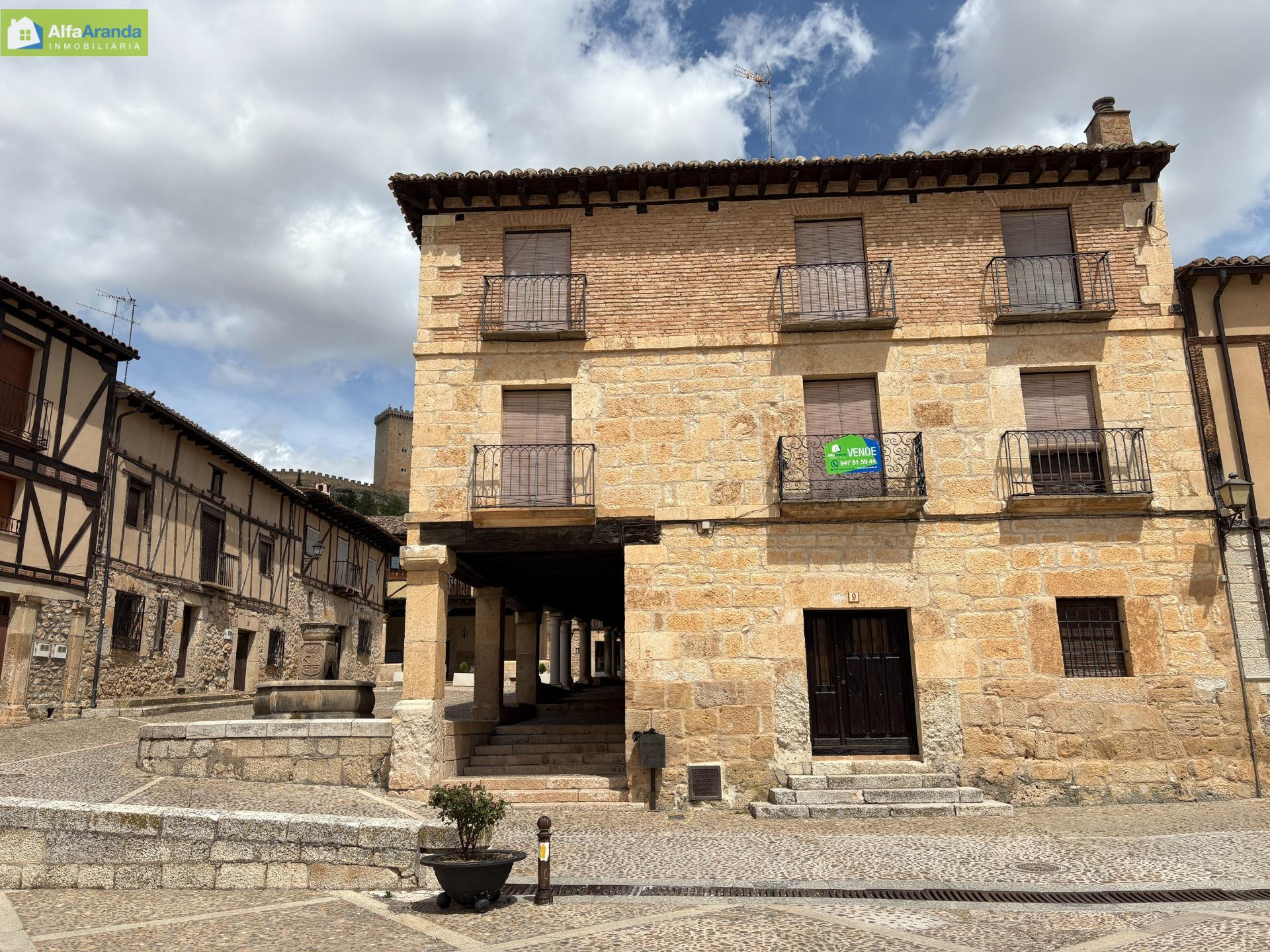 CASA SEÑORIAL EN UN ENCLAVE PRIVILIGIADO.