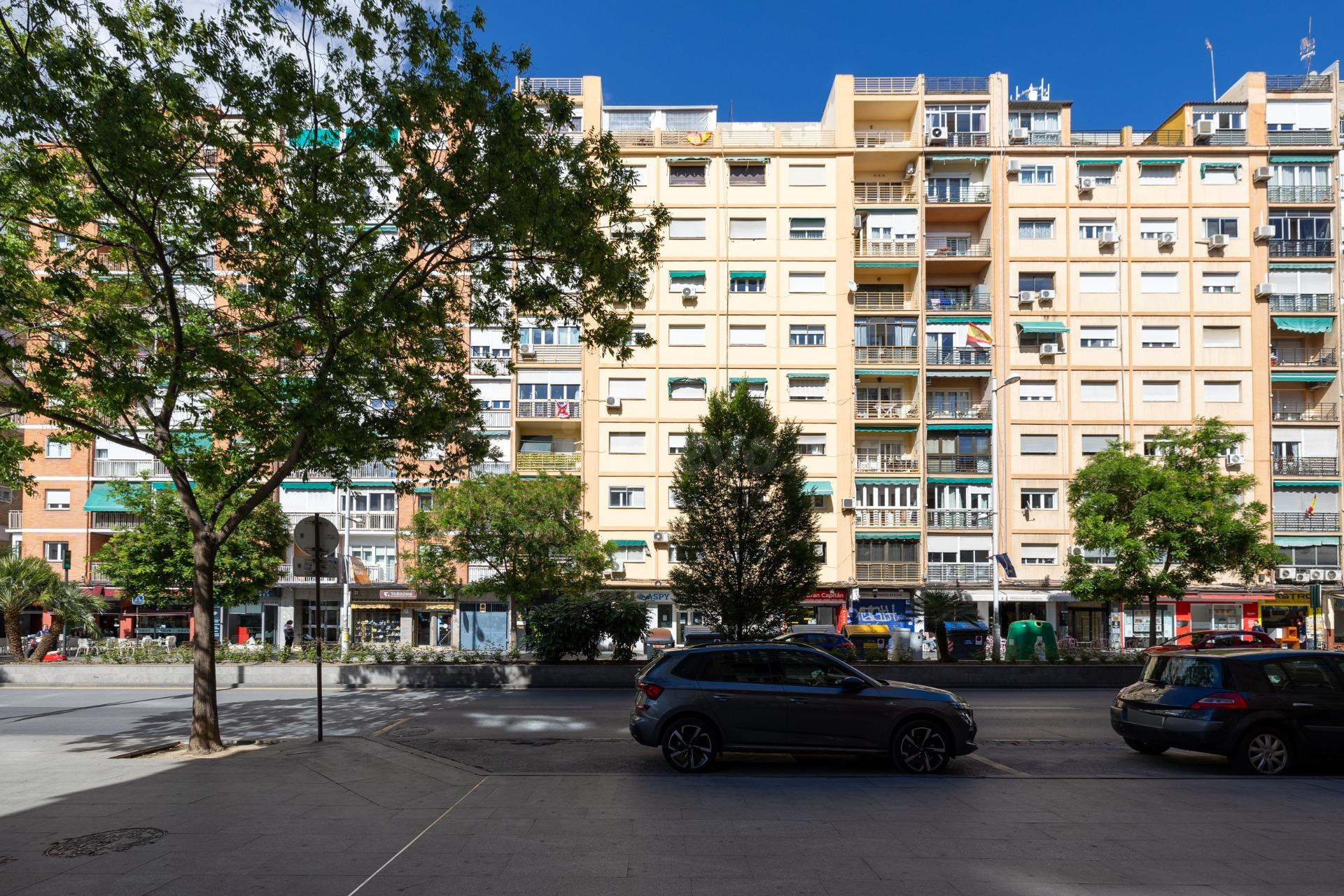 Piso 3 habitaciones 84m² en venta - Camino de ronda