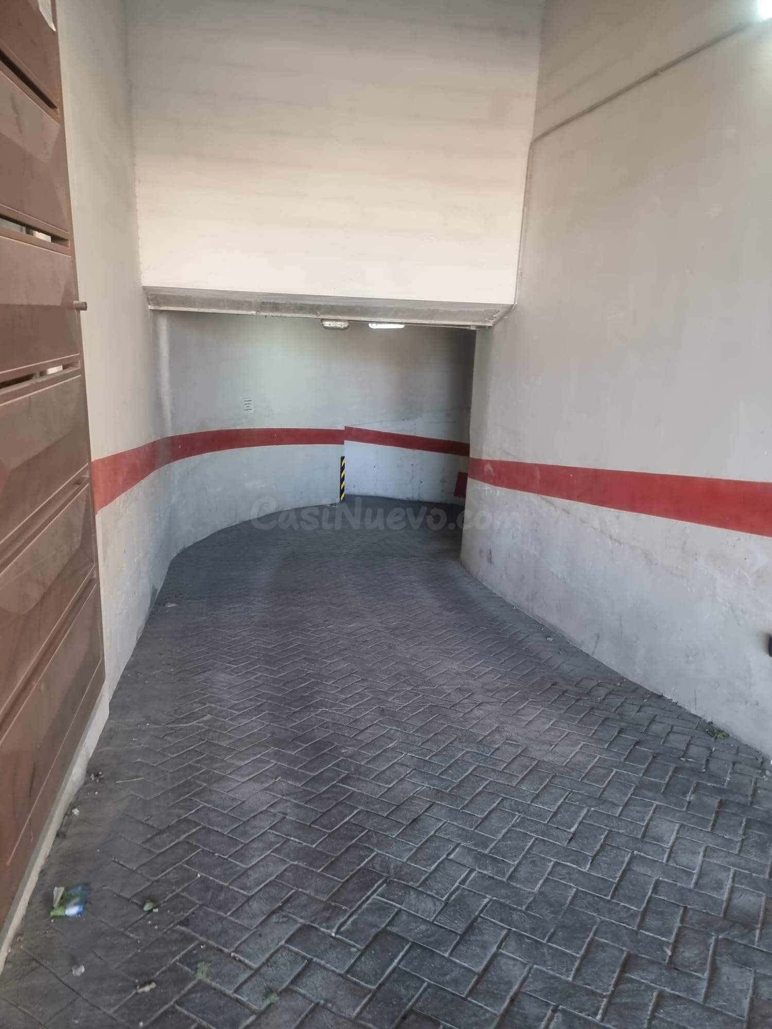 ¡Plaza de Parking para Moto en Sótano! ️