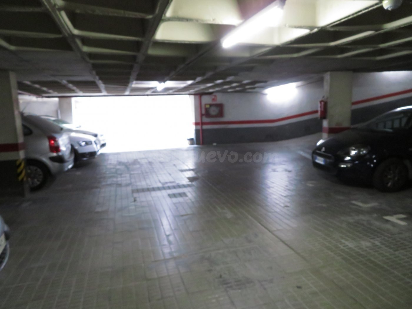 PLAZA DE PARKING EN VENTA EN LA CALLE VILADOMAT PARA COCHE PEQUEÑO