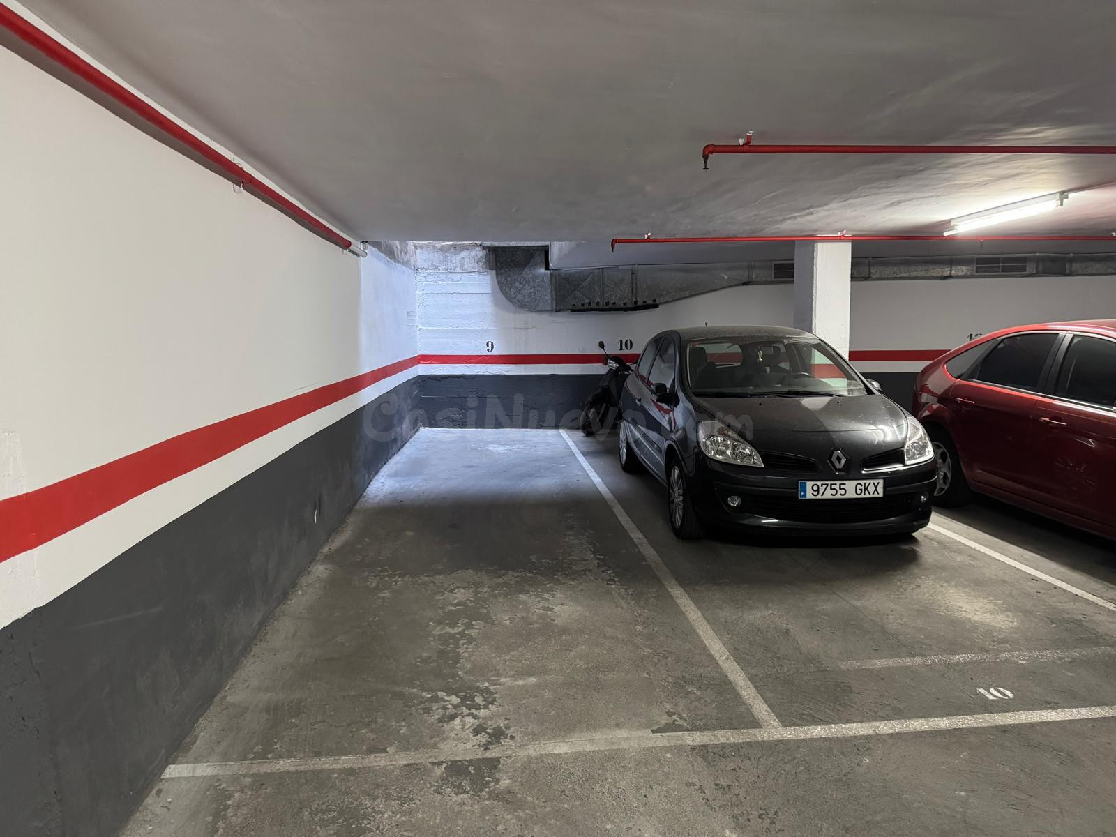 PLAZA DE PARKING EN ALQUILER PARA COCHE MEDIANO + MOTO