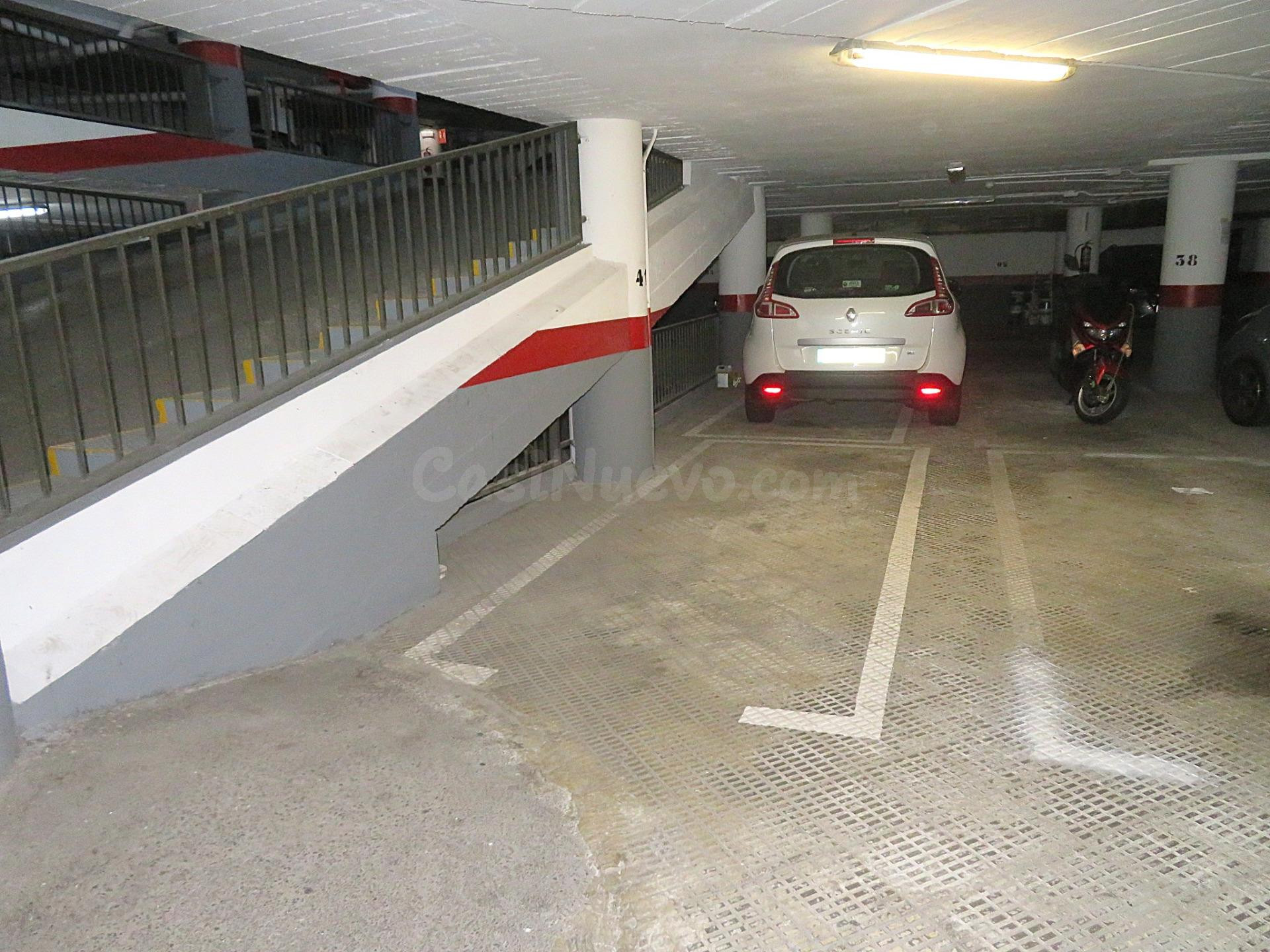 PLAZA DE PARKING EN VENTA EN LA AVENIDA PARALELO TOCANDO PLAZA ESPAÑA