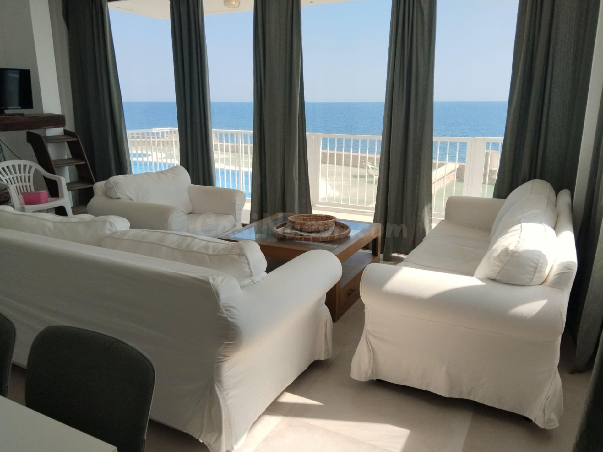 Apartamento con vistas al mar en Portocolom. ALQUILER DE TEMPORADA POR MESES
