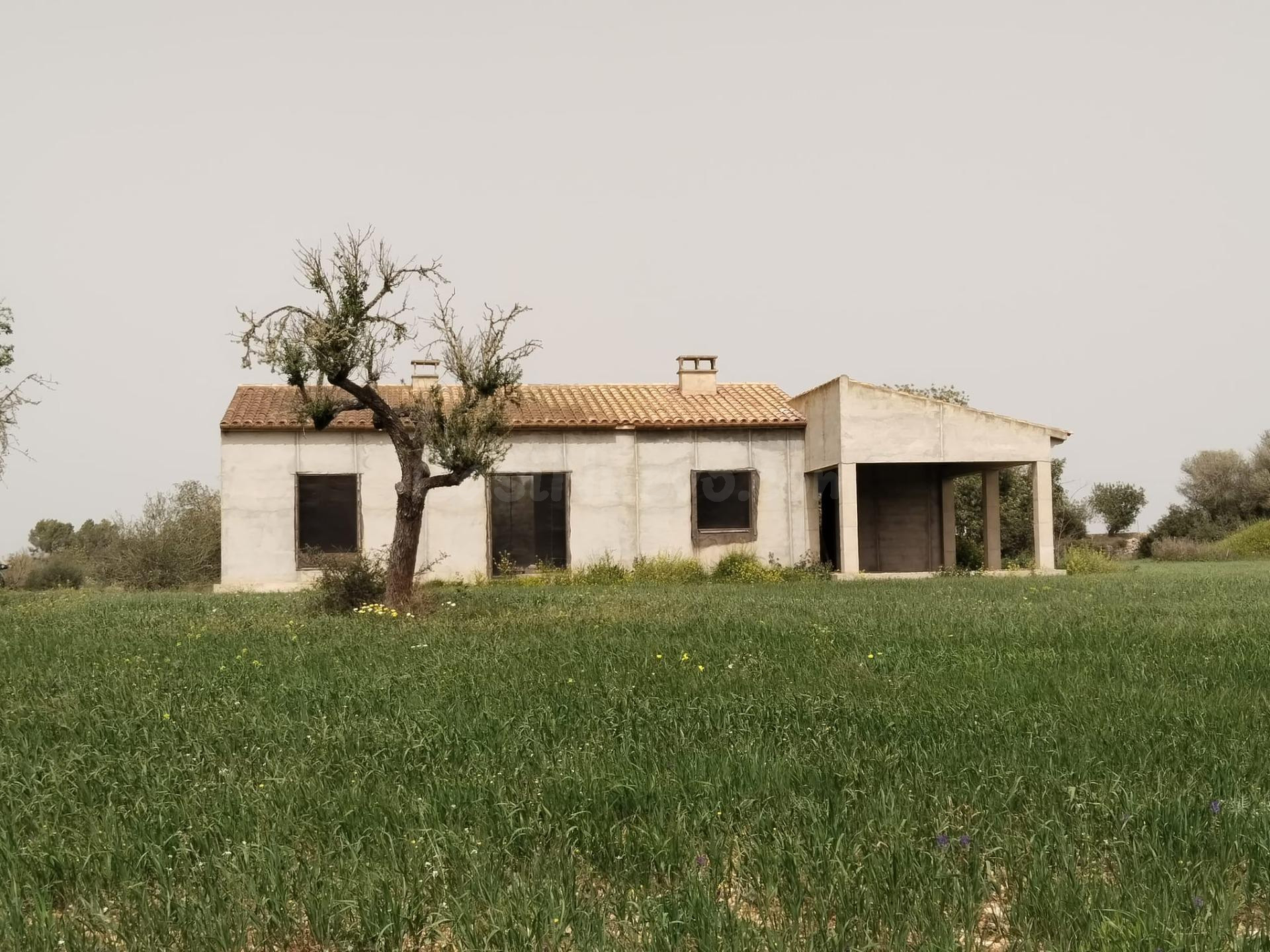 Finca rústica en construcción cerca de Felanitx