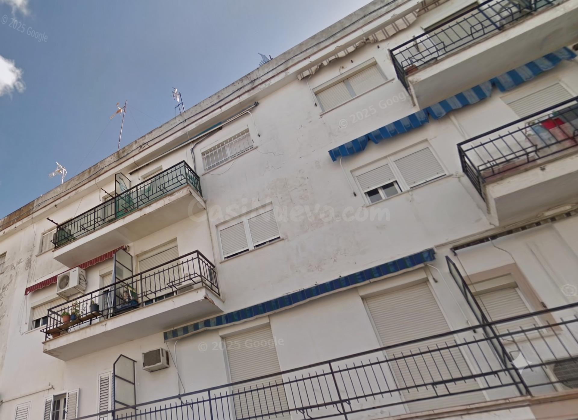 Inmueble Ocupado-Sin Posesión. Piso en venta en Coria del Río (Sevilla)