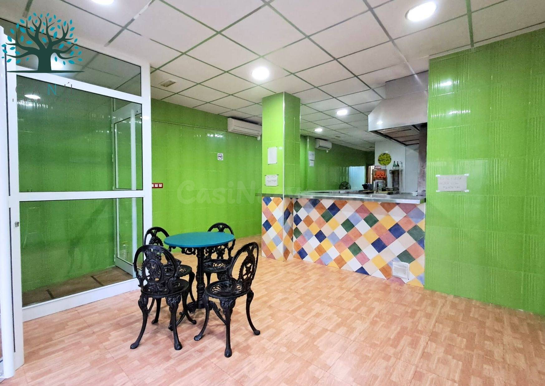 LOCAL COMERCIAL A 100 METROS DE LA PLAYA