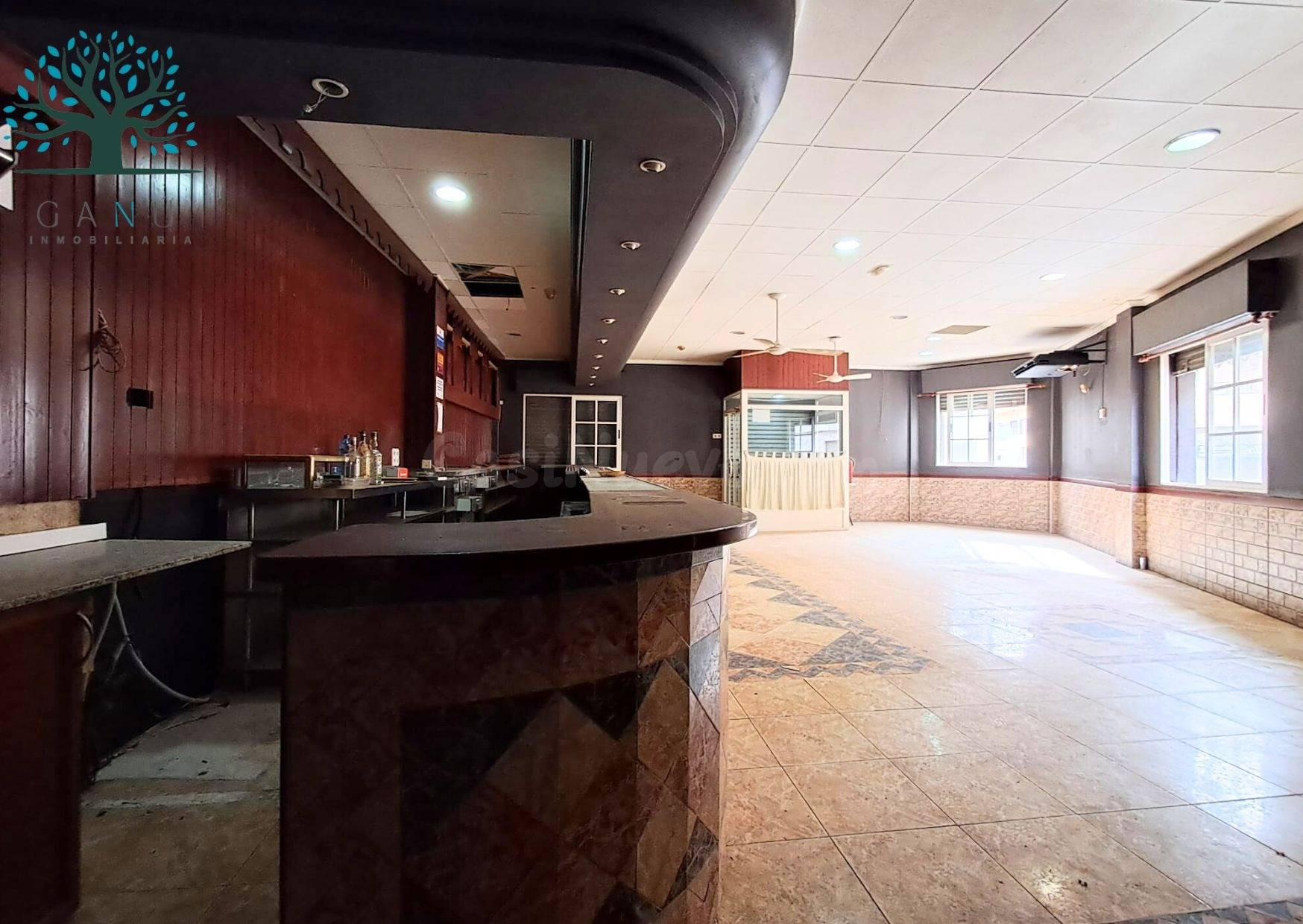 LOCAL COMERCIAL EN BARRIO SAN ISIDRO