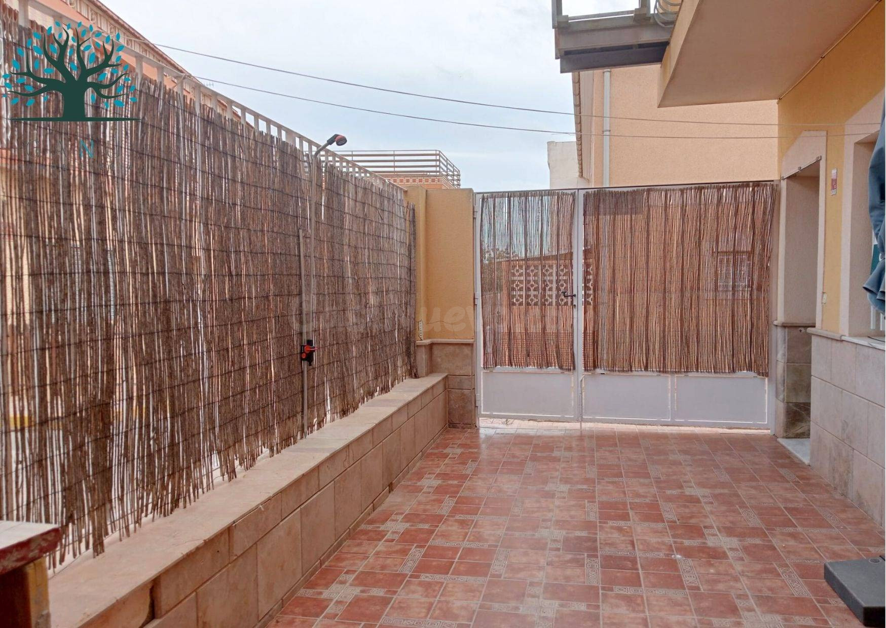 AMPLIO DÚPLEX EN PLAYASOL