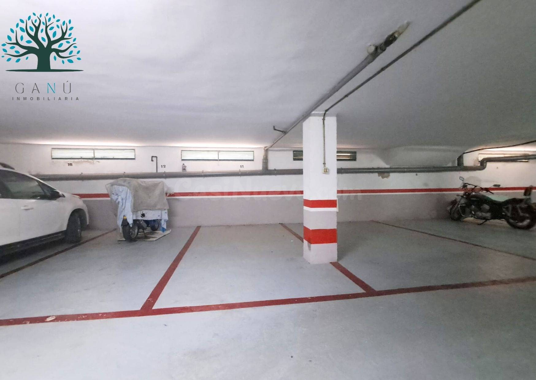 GARAJE EN PLENO CENTRO