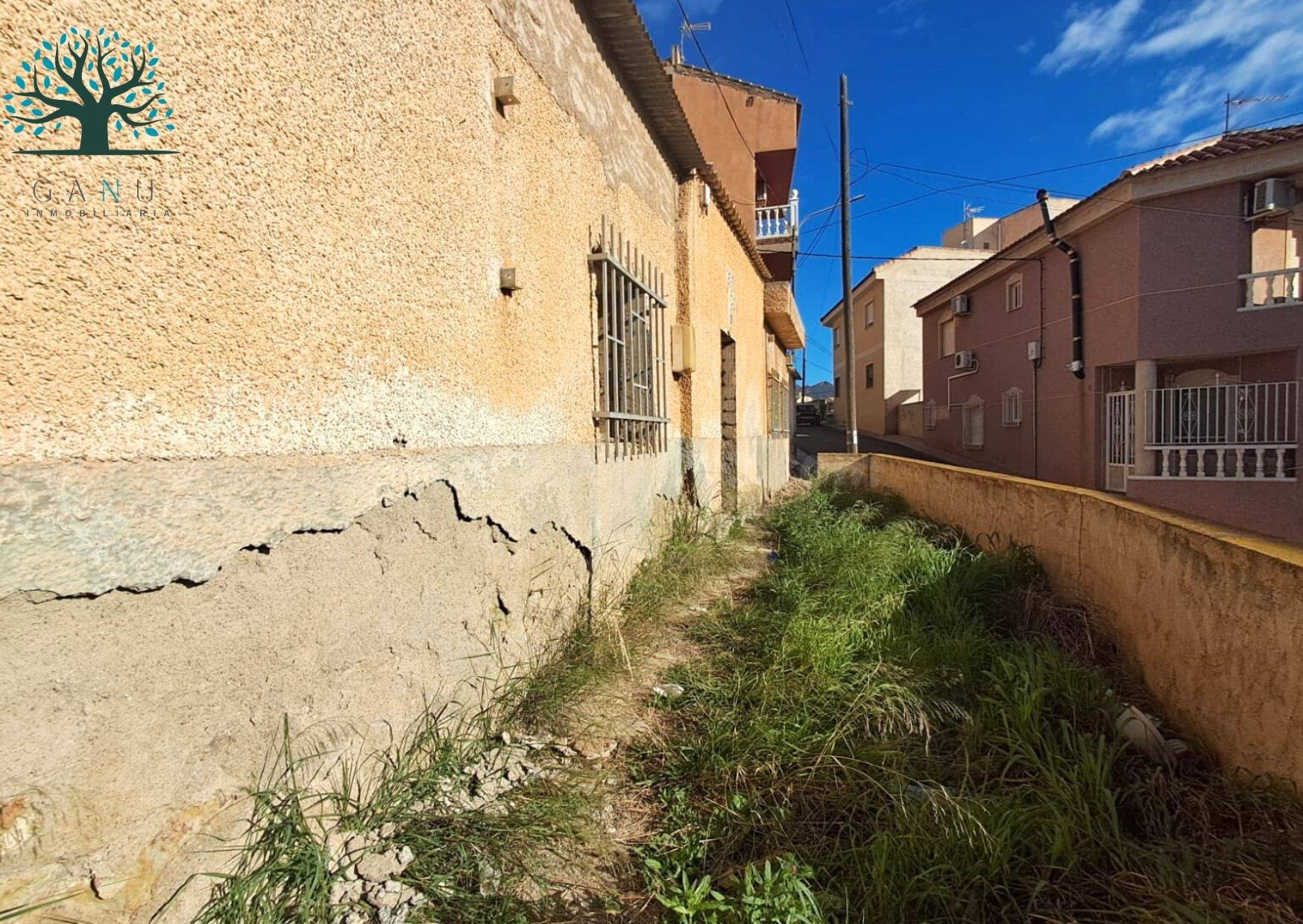 CASA PARA REFORMAR CERCA DEL AYUNTAMIENTO