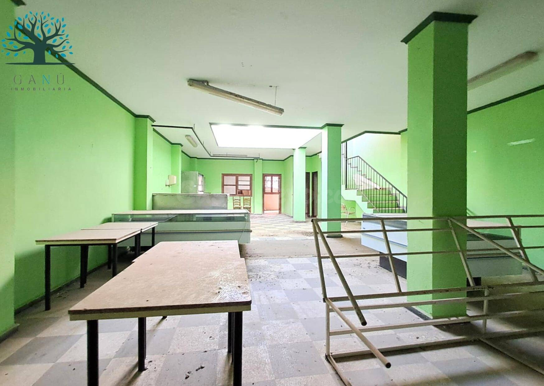 CASA SÚPER AMPLIA A 50 METROS DEL PASEO MARÍTIMO