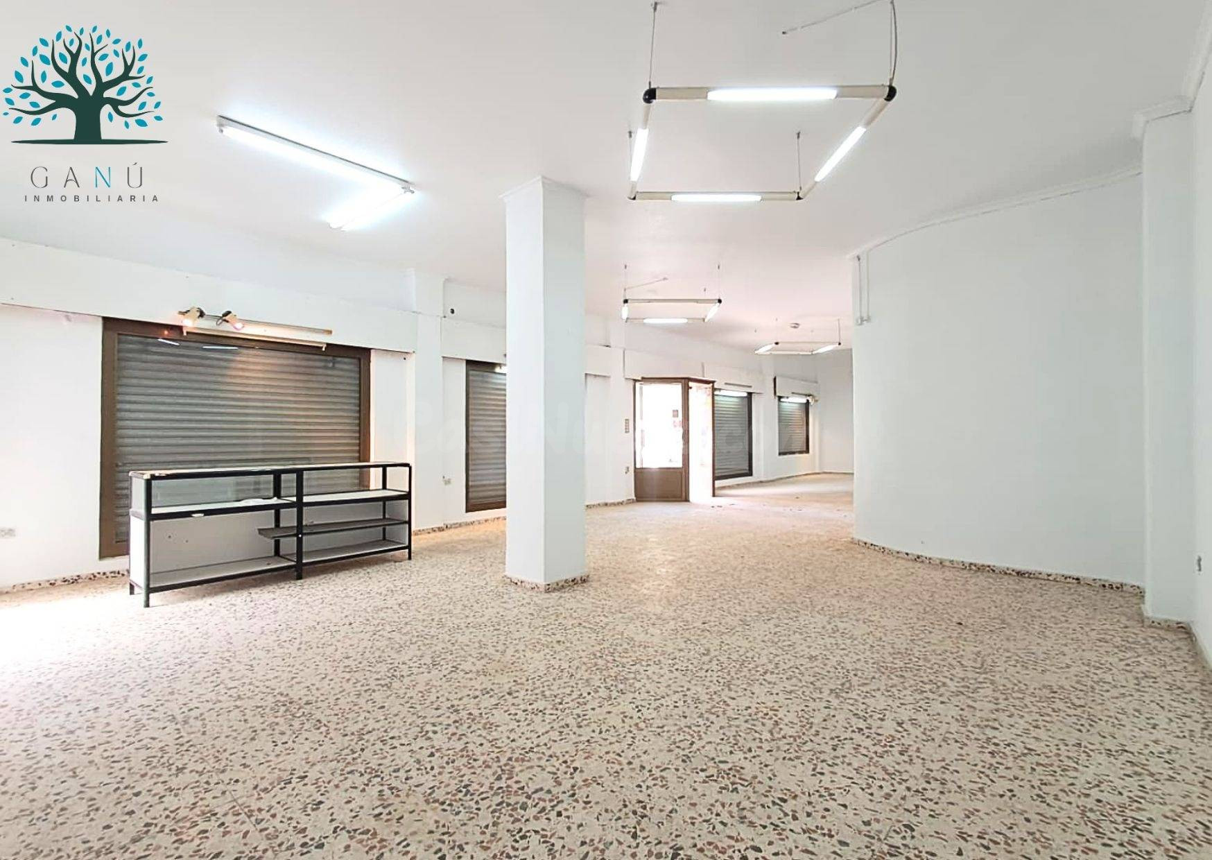 SÚPER LOCAL EN PLENO CENTRO DE MAZARRÓN PUEBLO