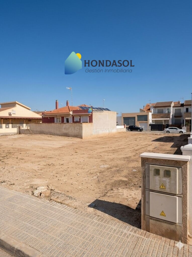 ¡Oportunidad en La Aljorra! Parcela Urbana de 277 m2 para la casa de tus sueños. - foto 2