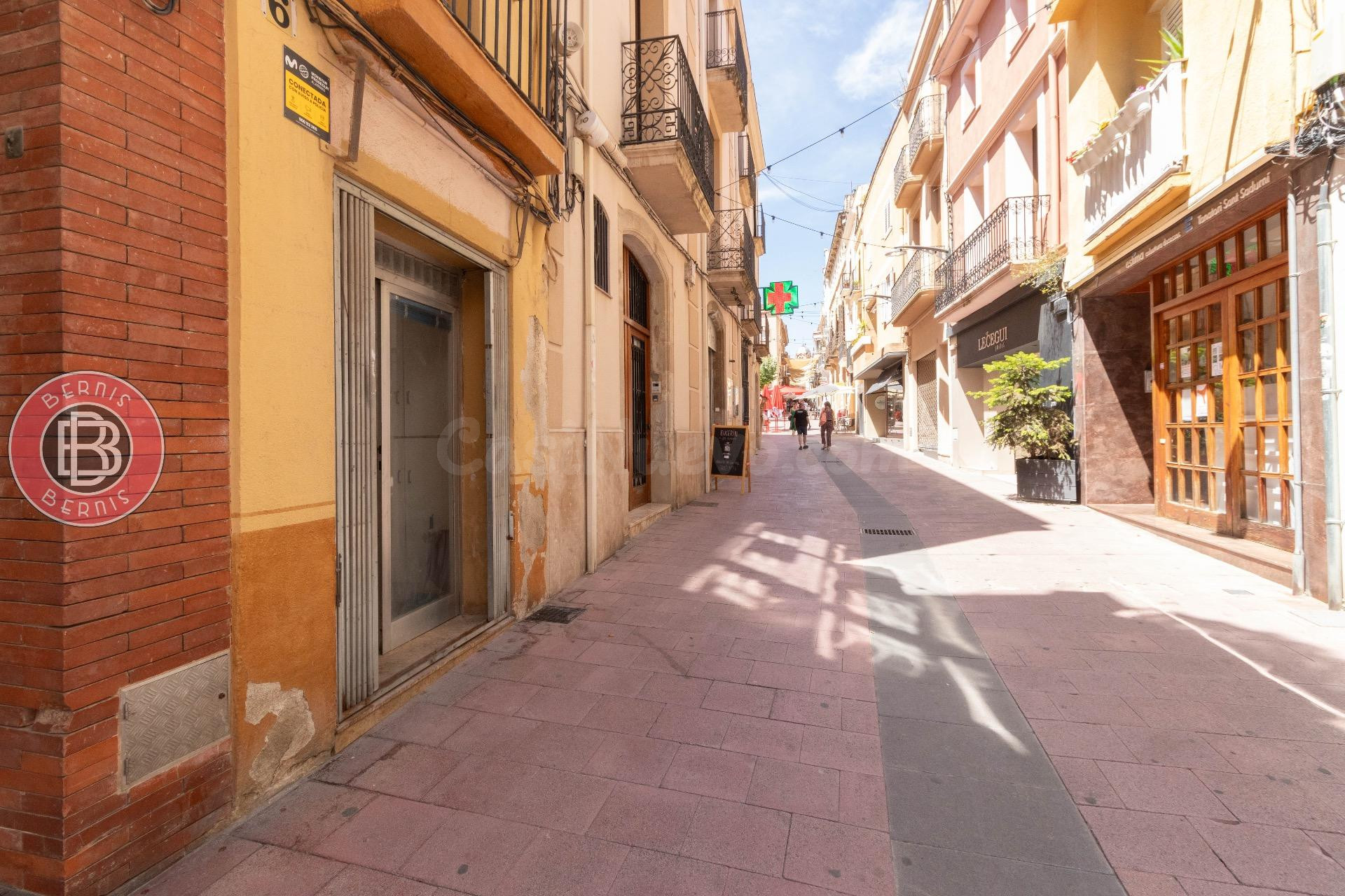 Casa adosada para reformar íntegramente en el centro de Sant Sadurní d'Anoia