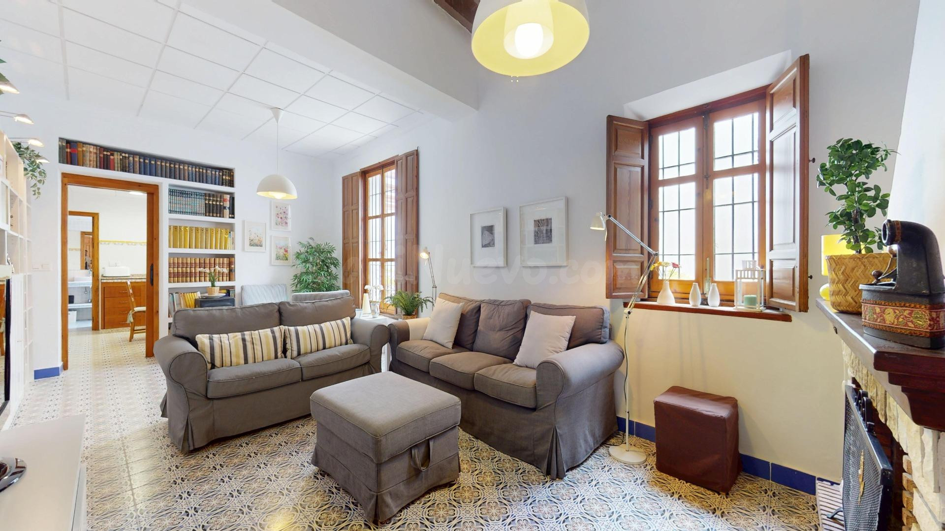 Se vende vivienda señorial tipo palacete en Corvera – propiedad única con más de 700 m2 llenos de historia y elegancia