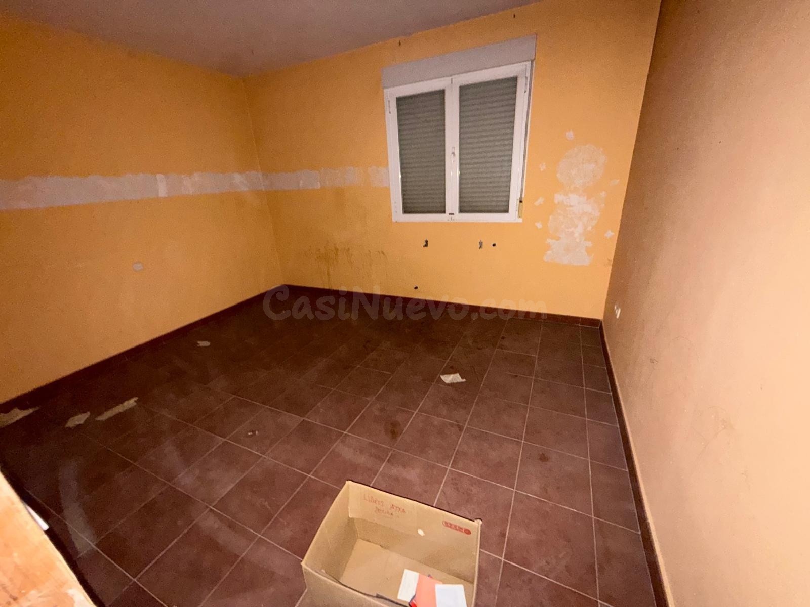 Amplio Chalet en Venta en Eurovillas, Nuevo Baztán por €285,000