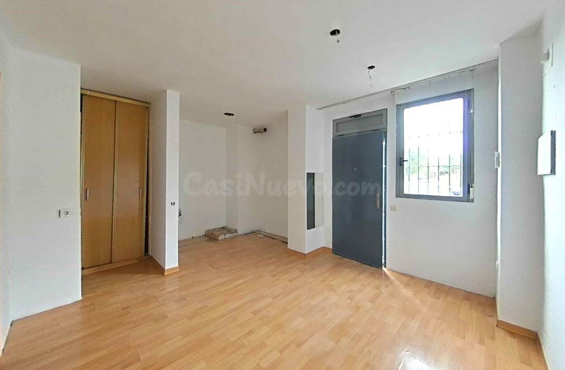 Atractivo Piso en Orcasitas, Madrid - Oportunidad Única