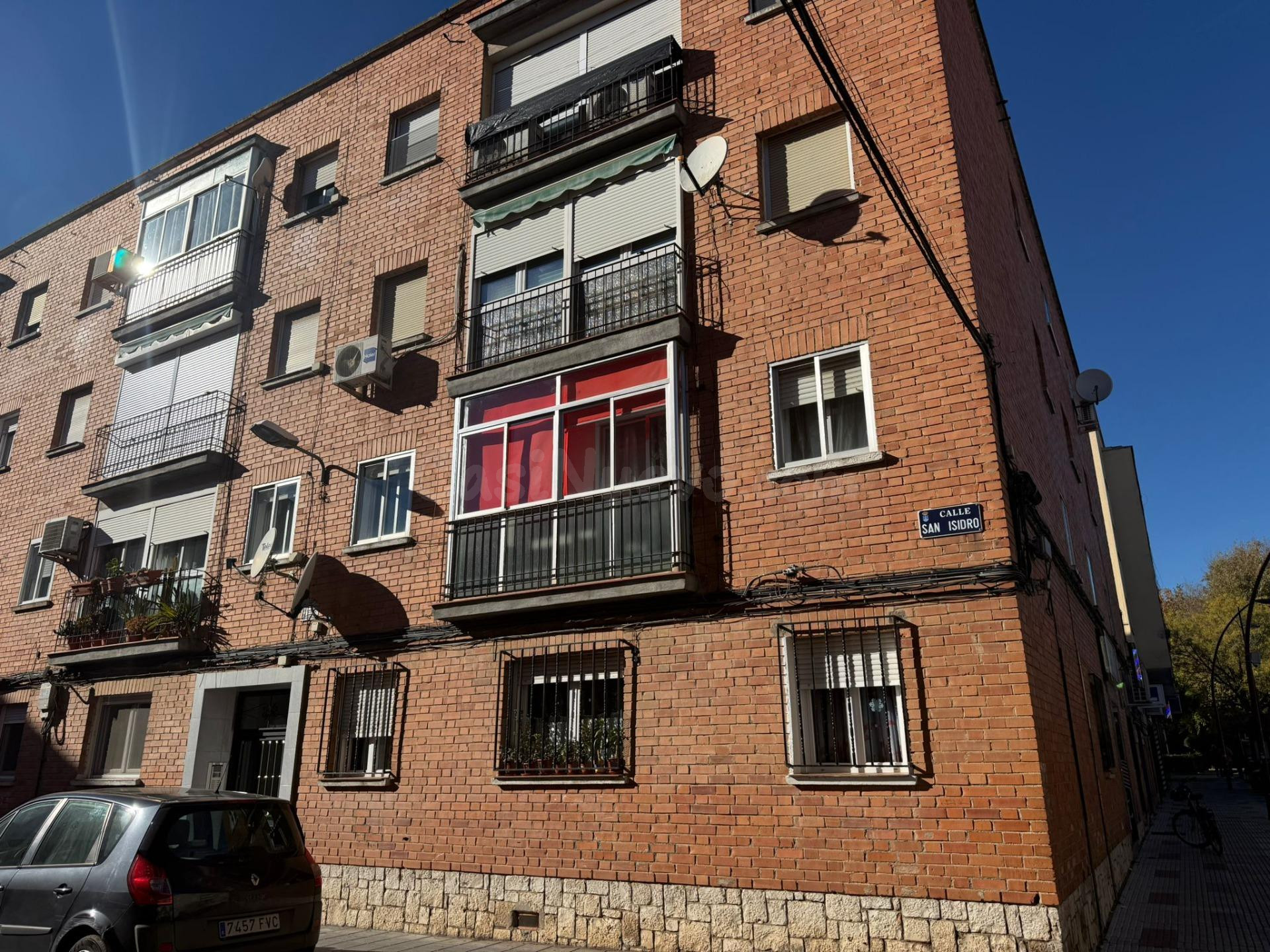 INMUEBLE ACTUALMENTE OCUPADO – NO ES POSIBLE REALIZAR VISITAS AL INTERIOR