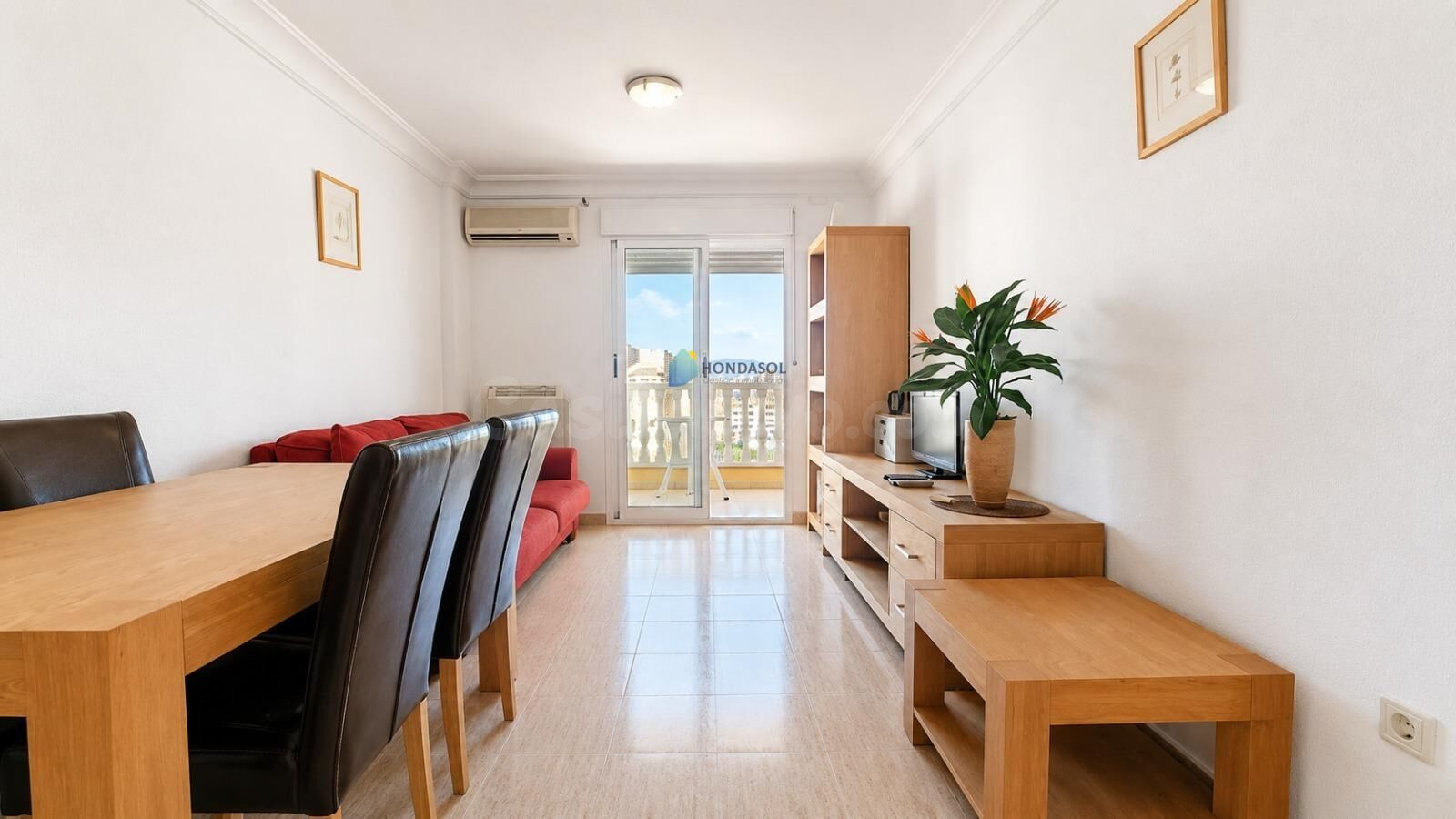Se vende apartamento de 2 dormitorios, garaje en sótano en P - foto 2