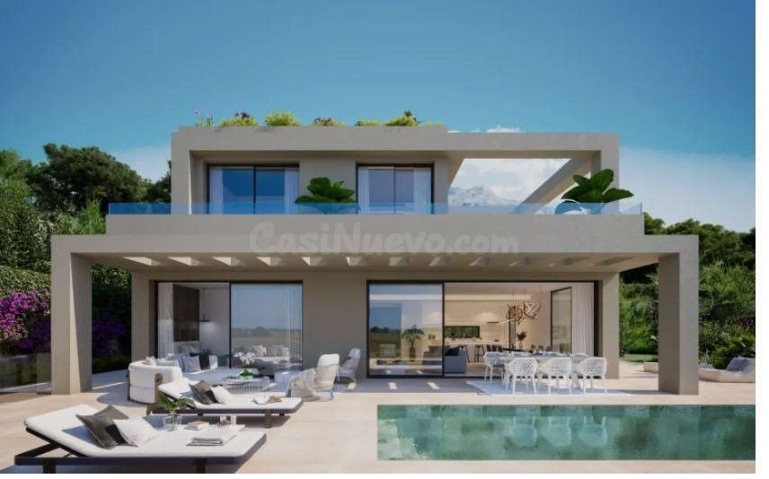 VILLA  CON VISTAS PANORÁMICAS AL MAR...