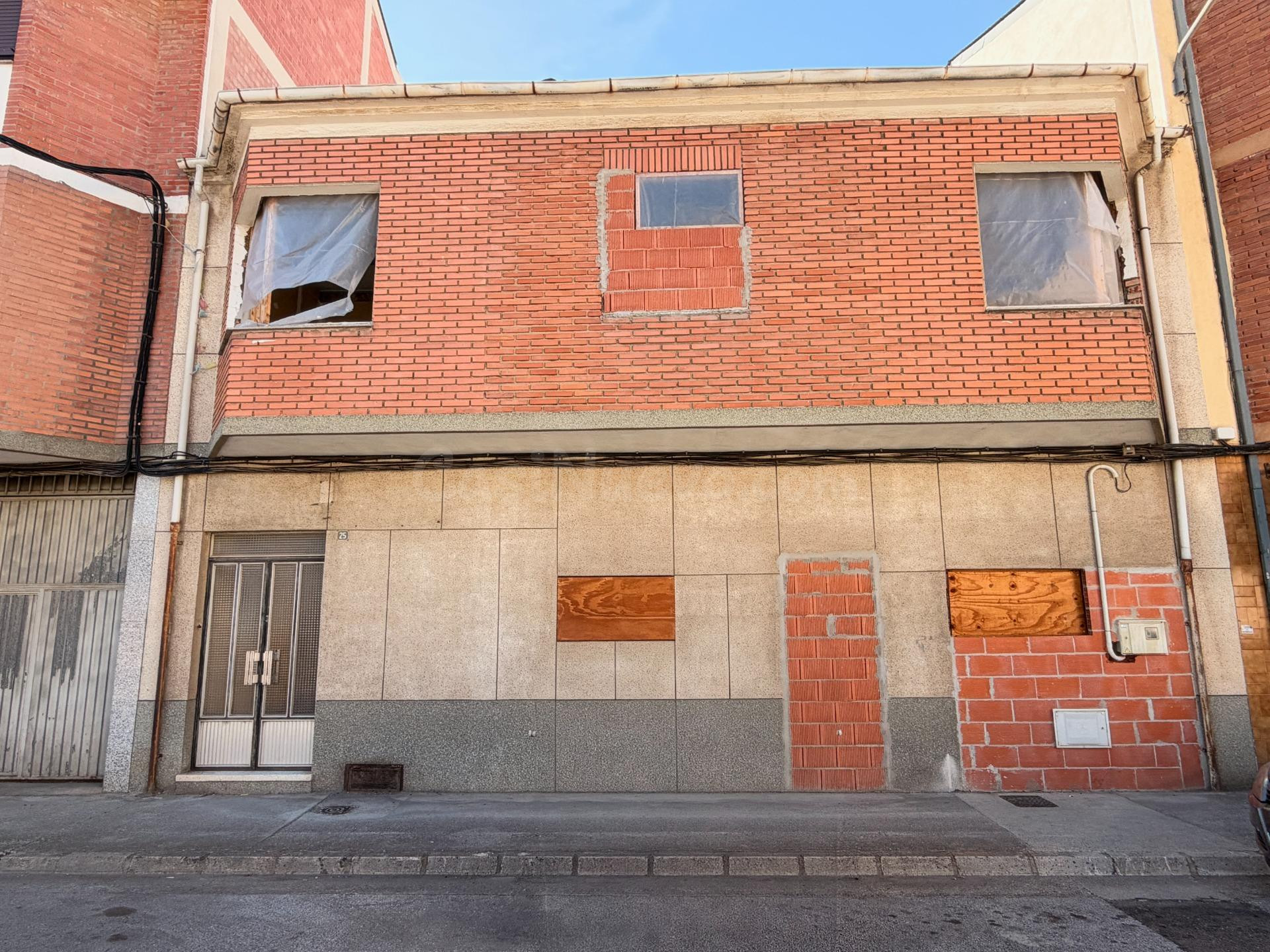 Casa en Cuatrovientos para terminar de reformar